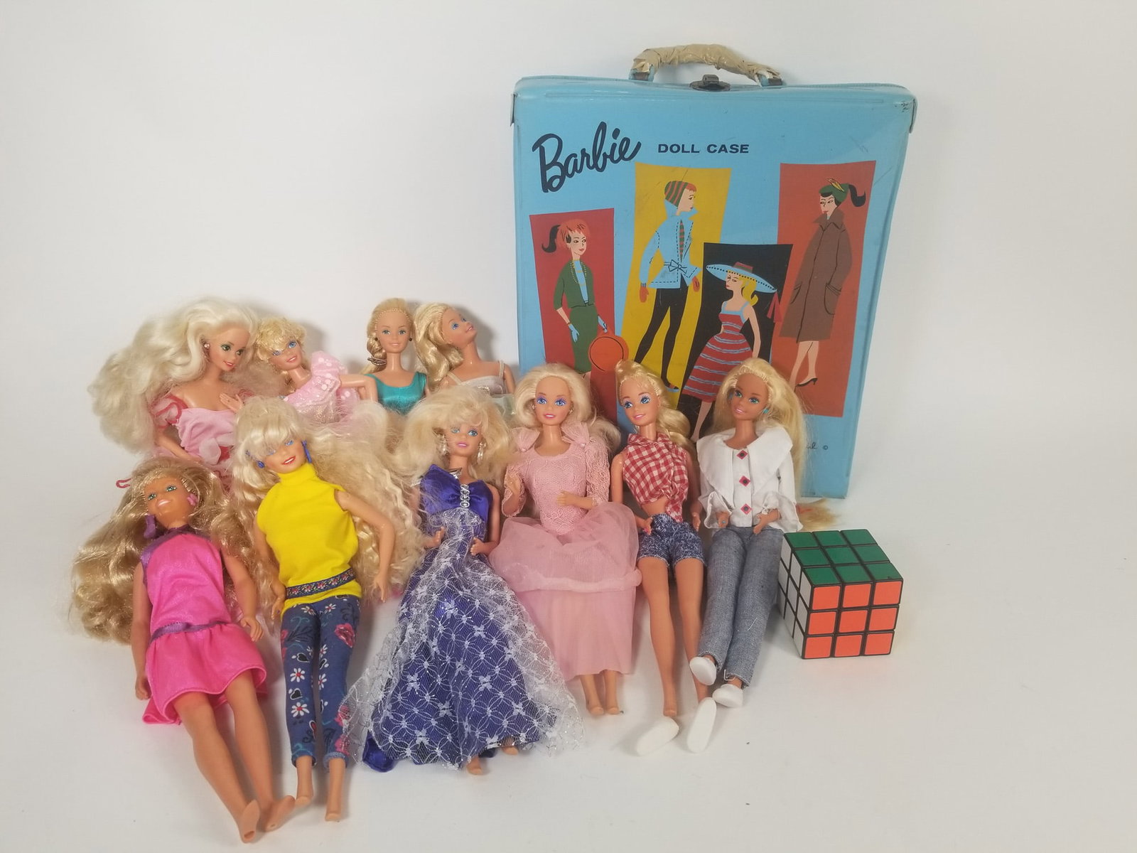 Large Assortment of Barbie Dolls w/ Vintage Case - 2
