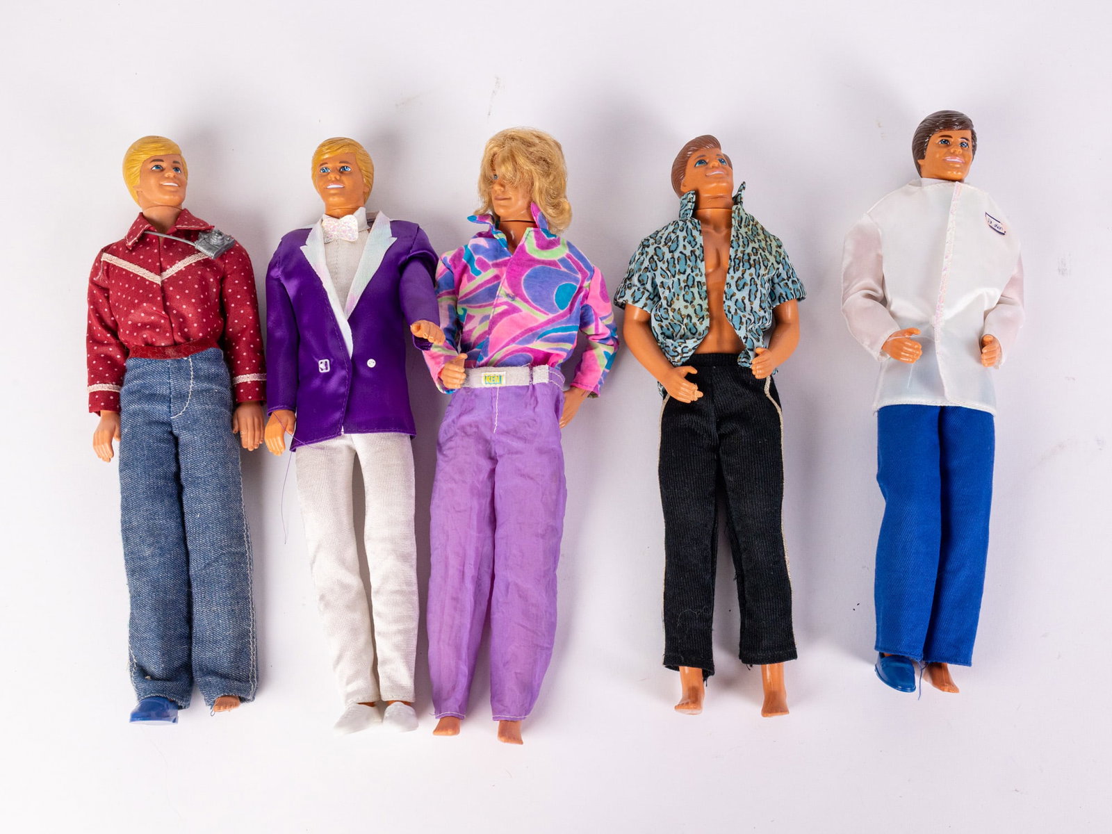 Assorted Vintage Mattel Ken Dolls: Assorted Vintage Mattel Ken Dolls Size 7" x 12" x 12" Literature Brooks Auction – Online Auction Terms & Conditions ———————————&