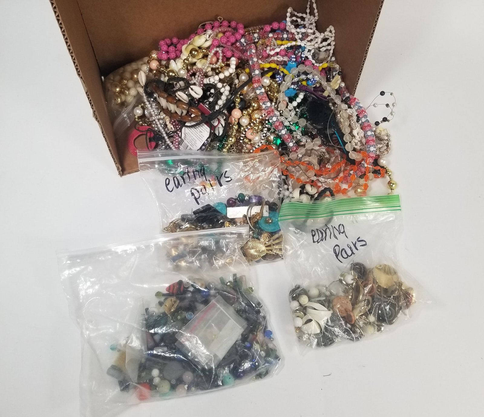 Fashion/ Costume Jewelry Box: Fashion/ Costume Jewelry Box Necklaces, Pins Buttons Bracelets.LiteratureBrooks Auction – Online Auction Terms & Conditions