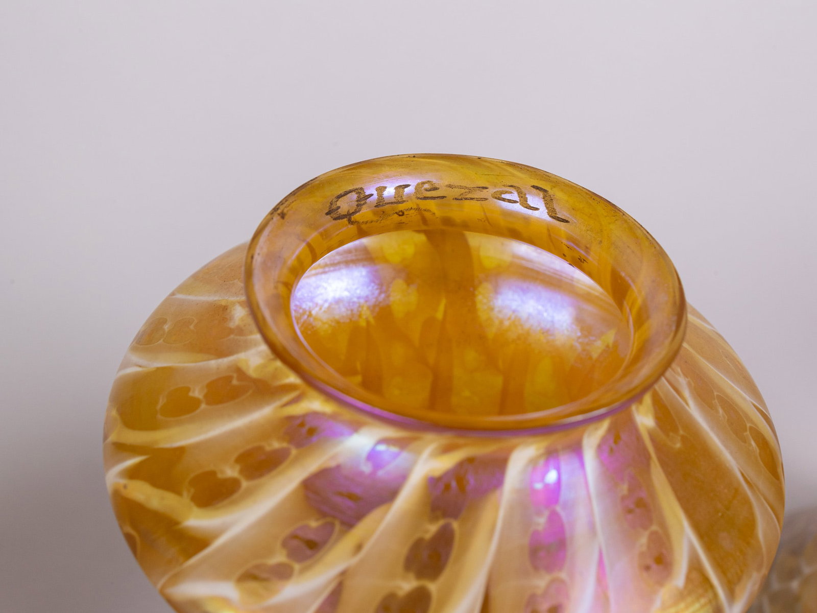 Set of Five Pulled Feather Quezal Glass Shades - 8