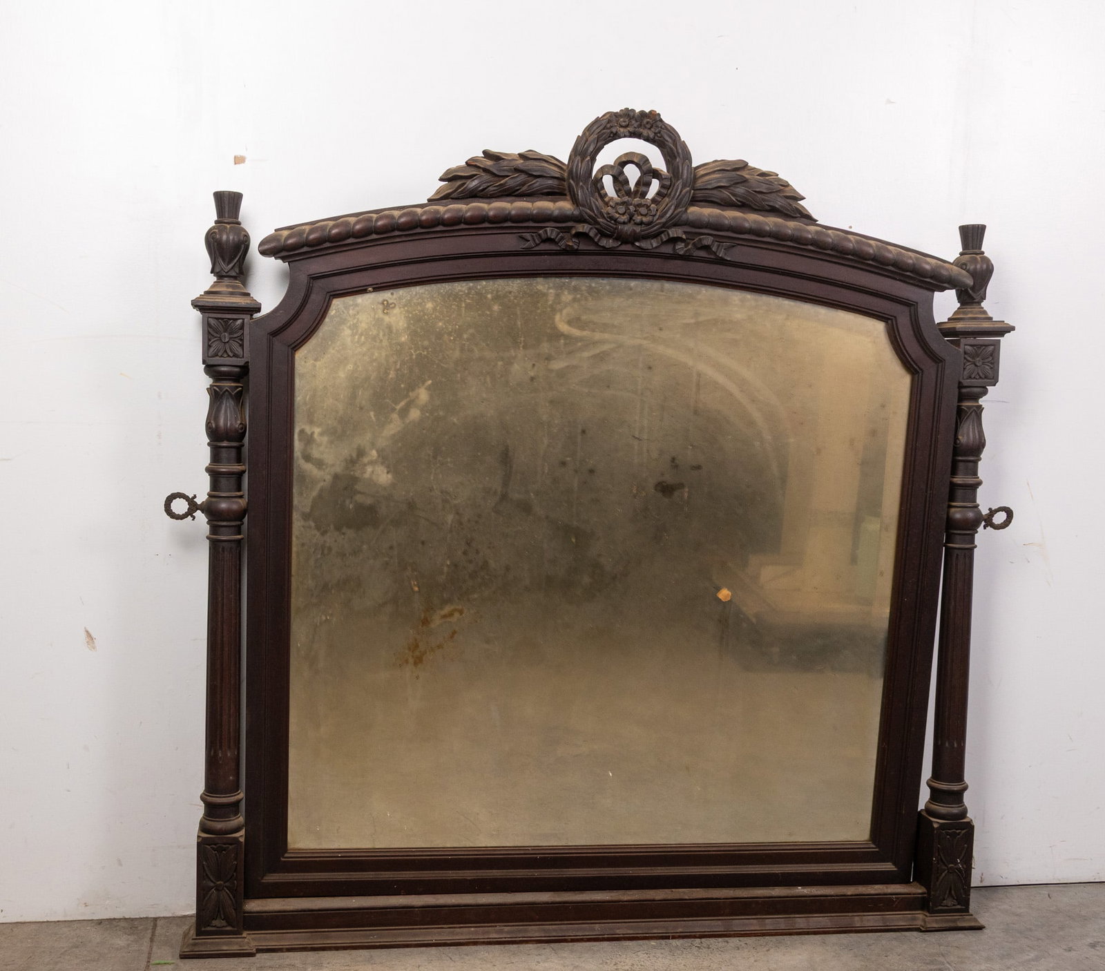 Antique Late 19th Century Victorian Mirror: Antique Late 19th Century Victorian MirrorLiteratureBrooks Auction – Online Auction Terms & Conditions Contact: (856) 694-2960 | info@brooks.auction READ BEFORE YOU BID: We want you to feel