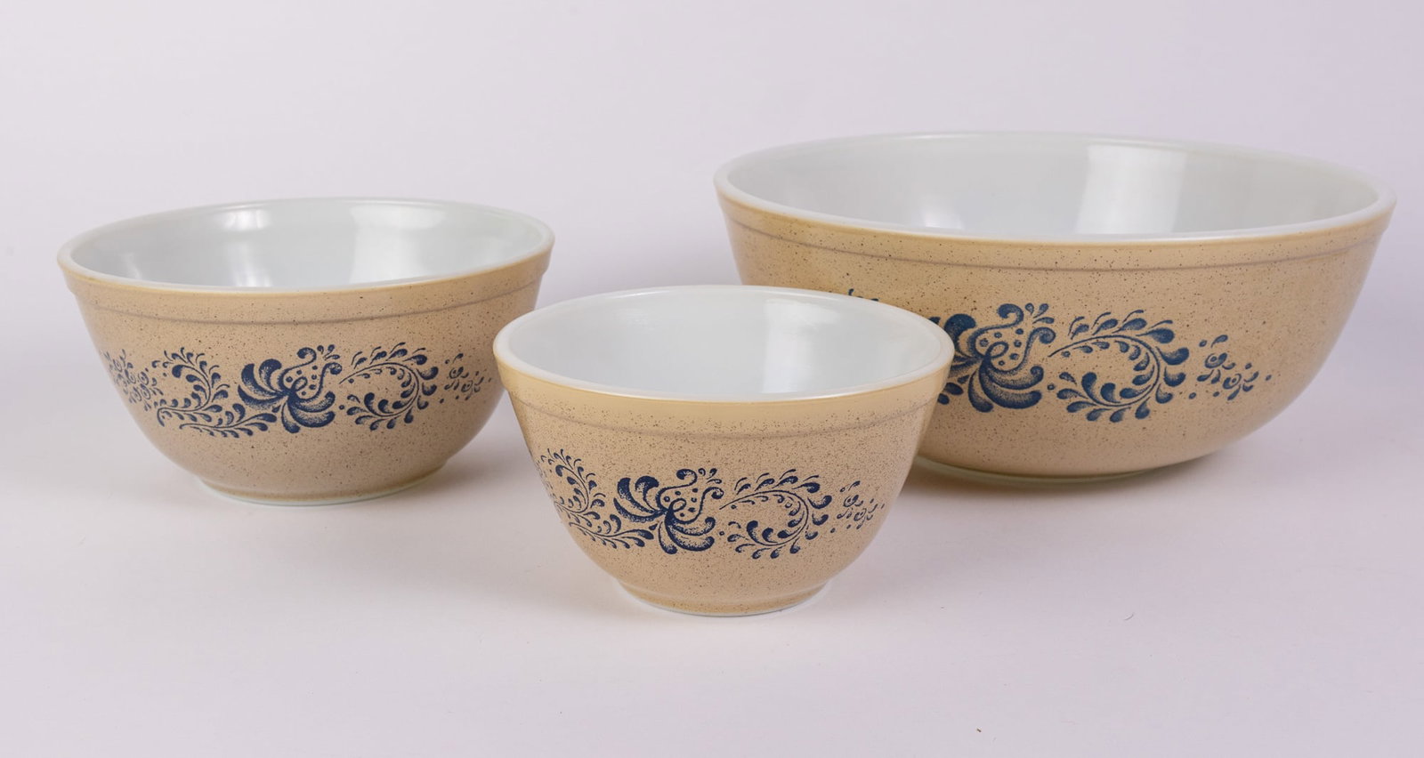 Three Pieces of Vintage "Homestead" Pyrex Cookware: Three Pieces of Vintage "Homestead" Pyrex CookwareSize4.5" x 10" x 10"LiteratureBrooks Auction – Online Auction Terms & Conditions Contact: (856) 694-2960 | info@brooks.auction READ BEFORE YOU