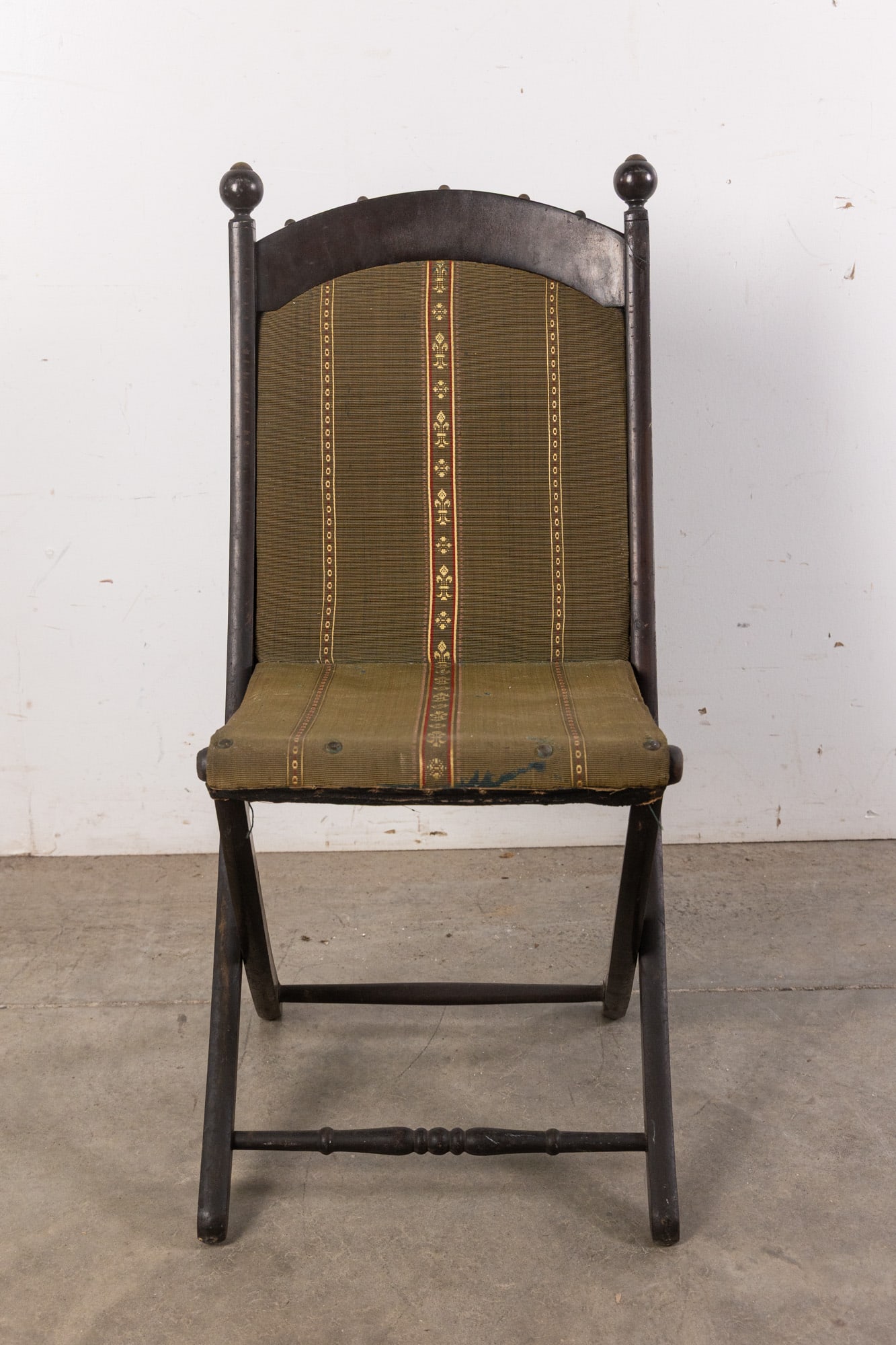 Antique 19th Century Folding Chair: Antique 19th Century Folding Chair Size 38" x 17" Literature Brooks Auction – Online Auction Terms & Conditions Contact: (856) 694-2960 | info@brooks.auction READ BEFORE YOU BID: We want