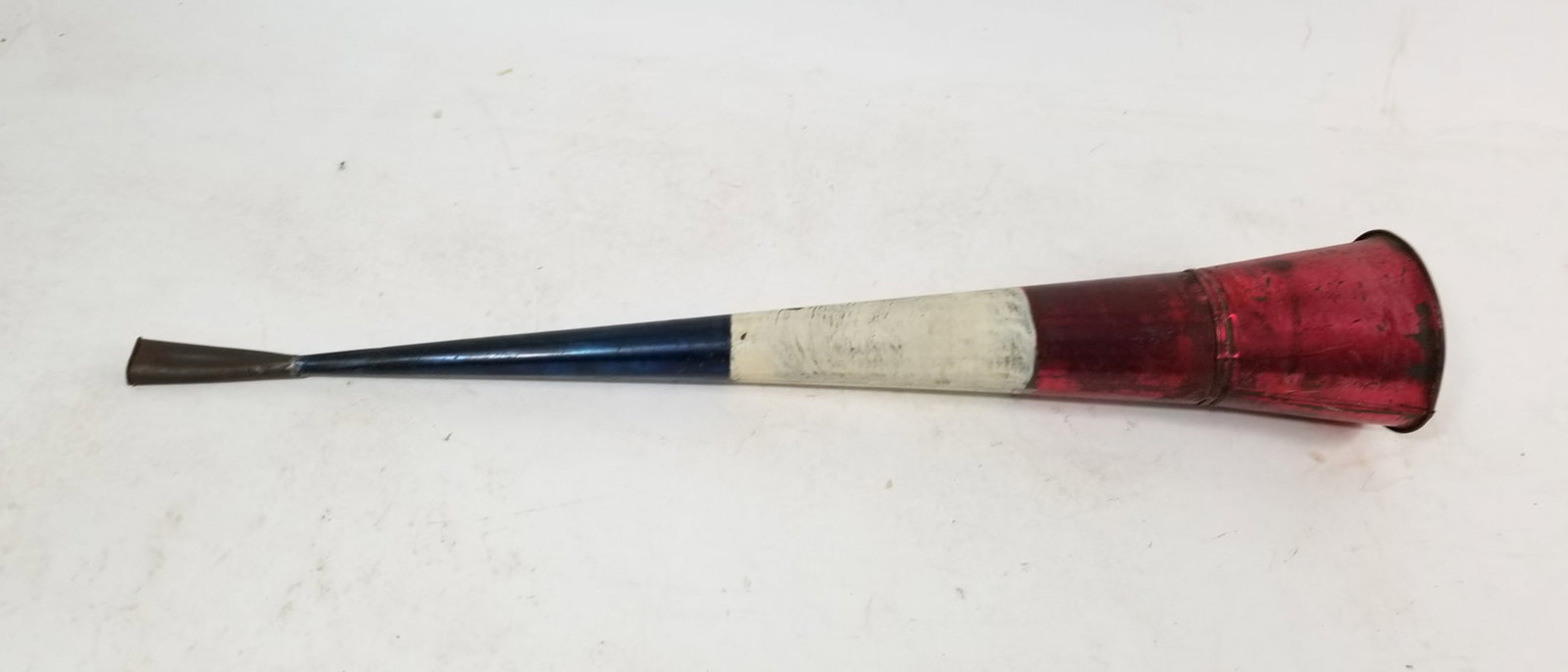 Large Antique Noisemaker Horn: Large Antique Noisemaker Horn, tested and works great! Size 25" Literature Brooks Auction – Online Auction Terms & Conditions