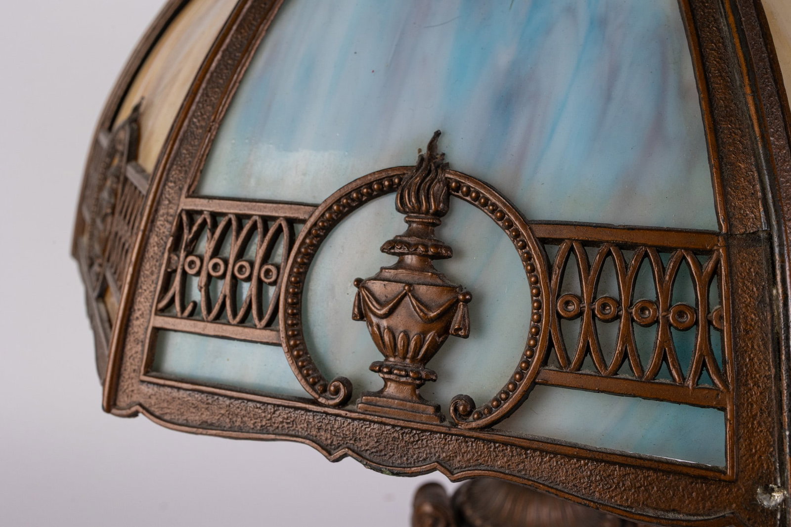 Antique Art Nouveau Slag Glass Lamp Table Lamp - 4