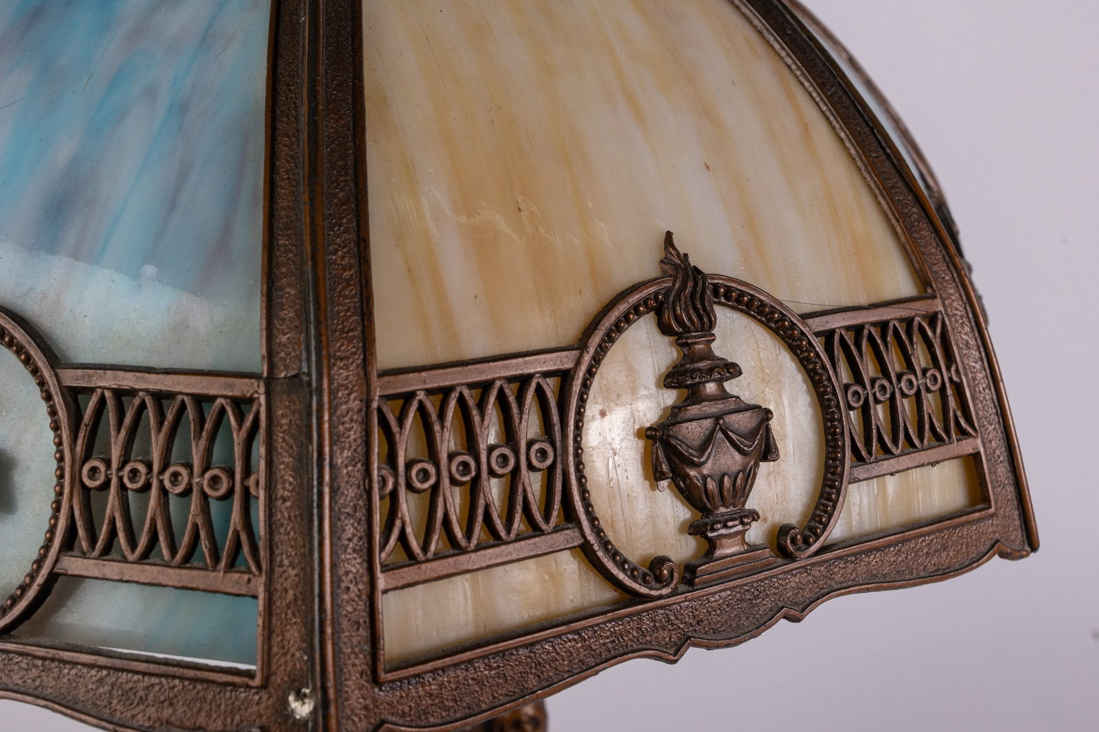 Antique Art Nouveau Slag Glass Lamp Table Lamp - 5