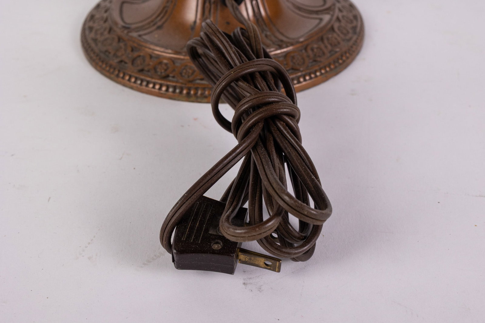 Antique Art Nouveau Slag Glass Lamp Table Lamp - 8
