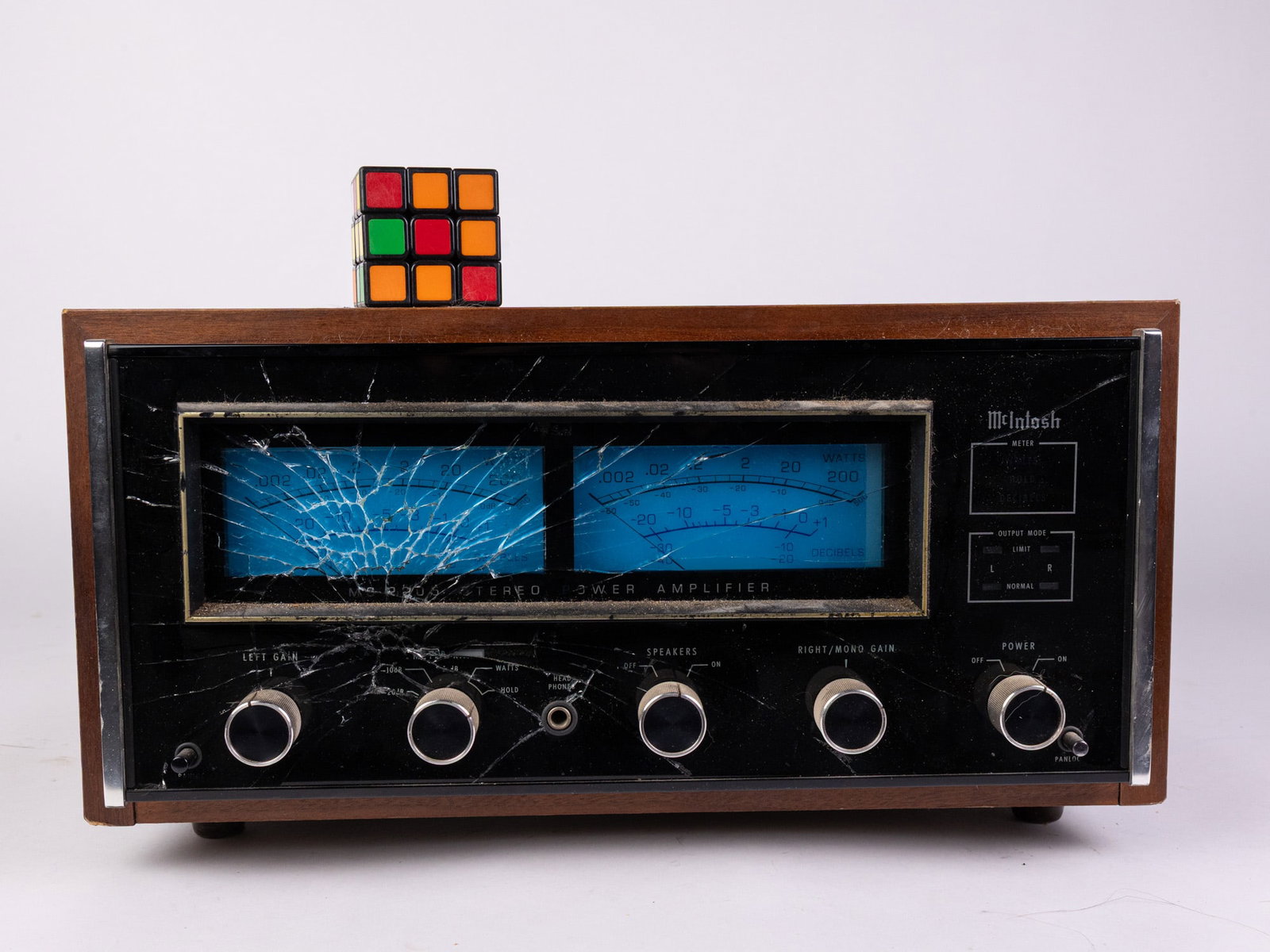 McIntosh MC 2205 Power Amplifier - 2