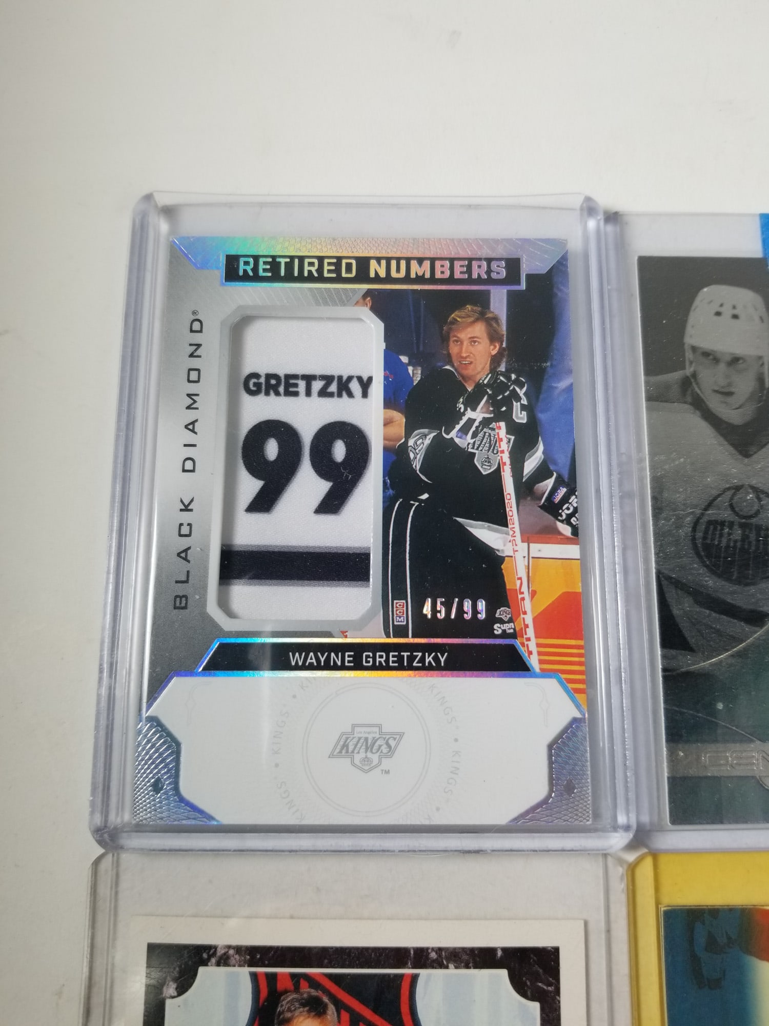 Large Assortment of Wayne Gretzky Cards - 3