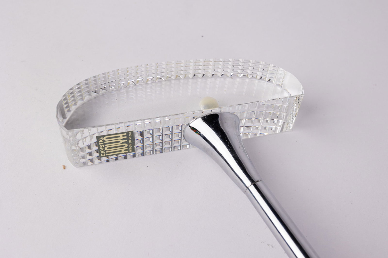 Vintage HOYA Crystal Putter Golf Club: Vintage HOYA Crystal Putter Golf Club Size 34" L Literature Brooks Auction – Online Auction Terms & Conditions Contact: (856) 694-2960 | info@brooks.auction READ BEFORE YOU BID: We want you to