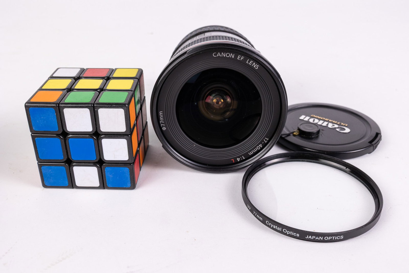 Canon EF 17-40mm 1:4 L-Series Lens - 2