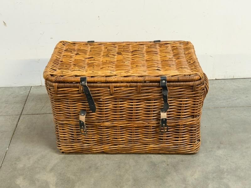 Vintage Wicker Storage Trunk w/ Buckle Closures (1 of 5)