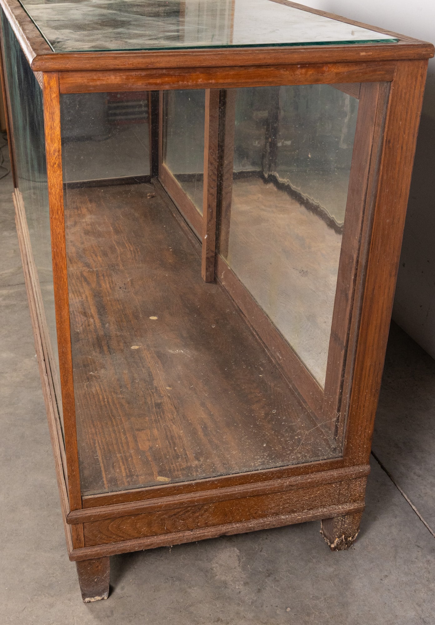 Antique Oak Frame Glass Display Cabinet - 6