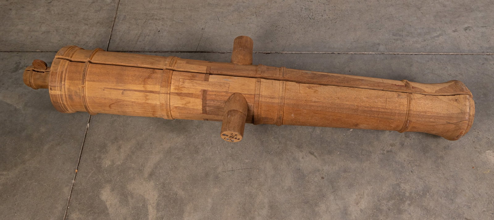 LARGE Vintage 2-Part Wood Cannon Mold "1976 Bridgeton NJ": LARGE Vintage 2-Part Wood Cannon Mold "1976 Bridgeton NJ" Size 60" L Literature Brooks Auction – Online Auction Terms & Conditions Contact: (856) 694-2960 | info@brooks.auction READ BEFORE YOU