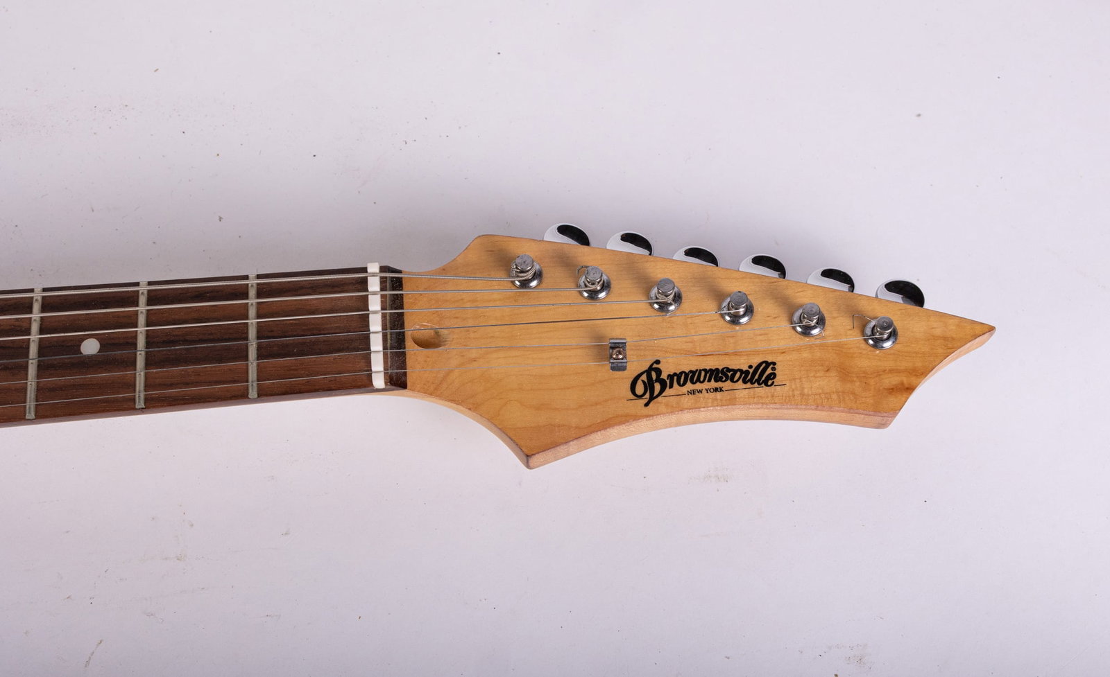 Vintage Brownsville Strat Electric Guitar w/ Soft Case & Stand - 5
