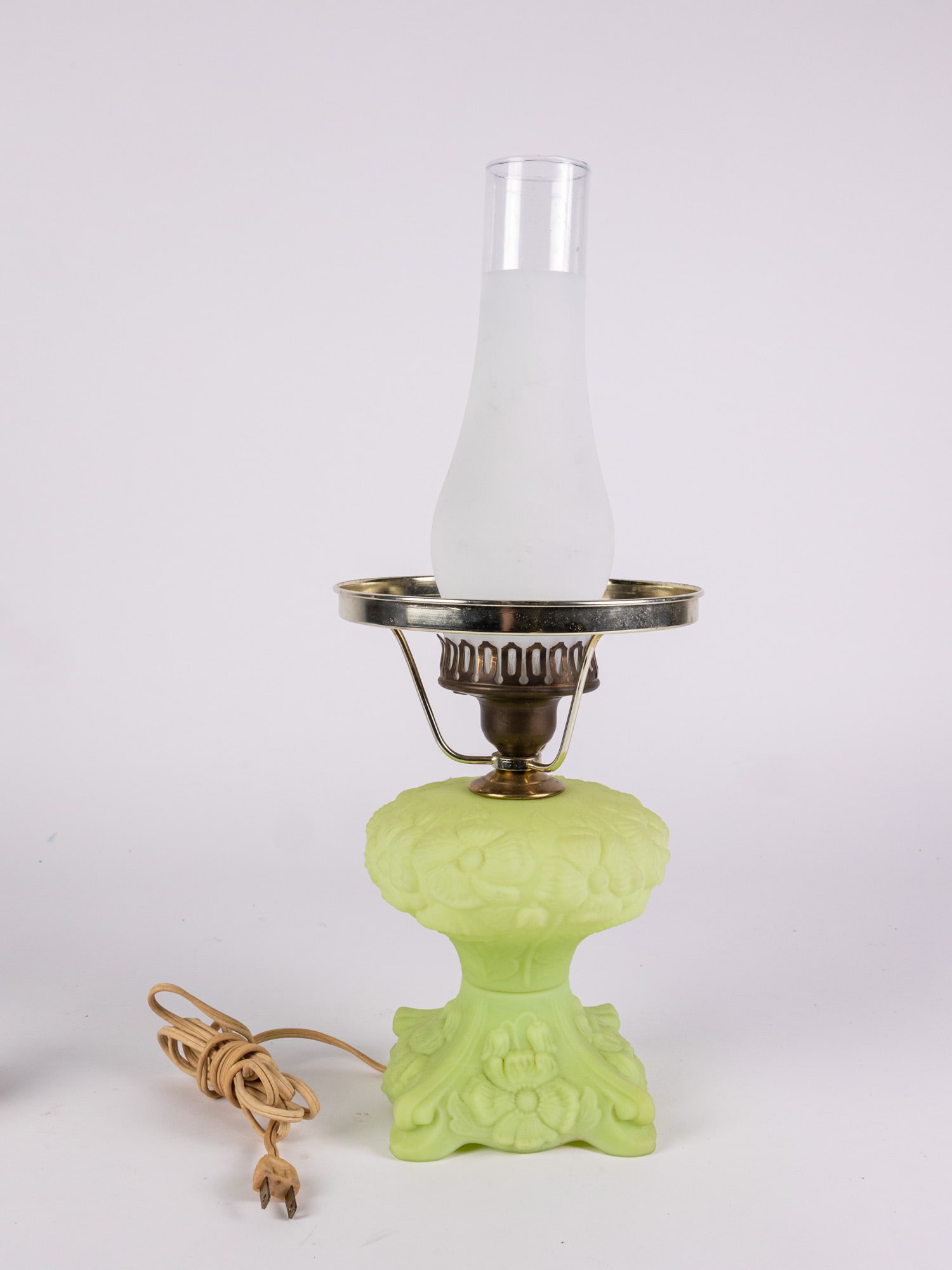 Vintage Fenton Poppy Uranium Satin Glass Hurricane Lamp: Vintage Fenton Poppy Uranium Satin Glass Hurricane Lamp Size 19" H Literature Brooks Auction – Online Auction Terms & Conditions Contact: (856) 694-2960 | info@brooks.auction READ BEFORE YOU
