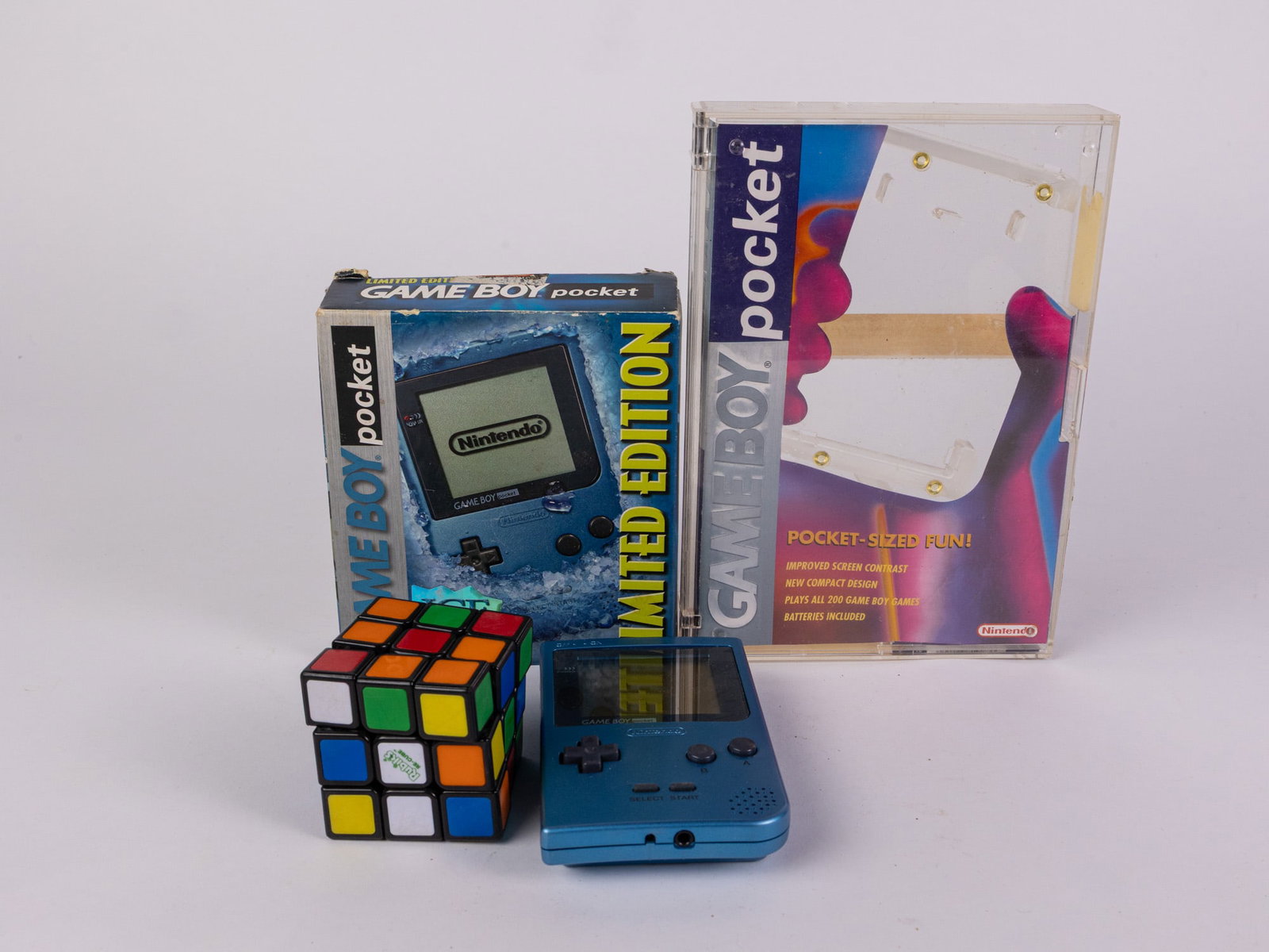 Vintage Ltd Ed Nintendo Game Boy Pocket Ice Blue w/ Clear Retail Box - 2