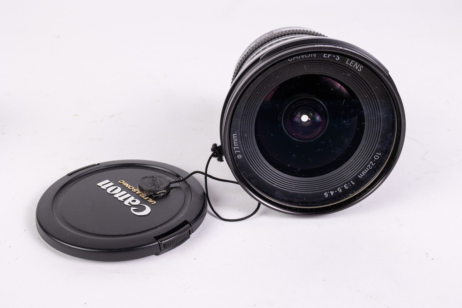 Canon EF-S Lens 10-22mm 1:3.5-4.5 (1 of 5)