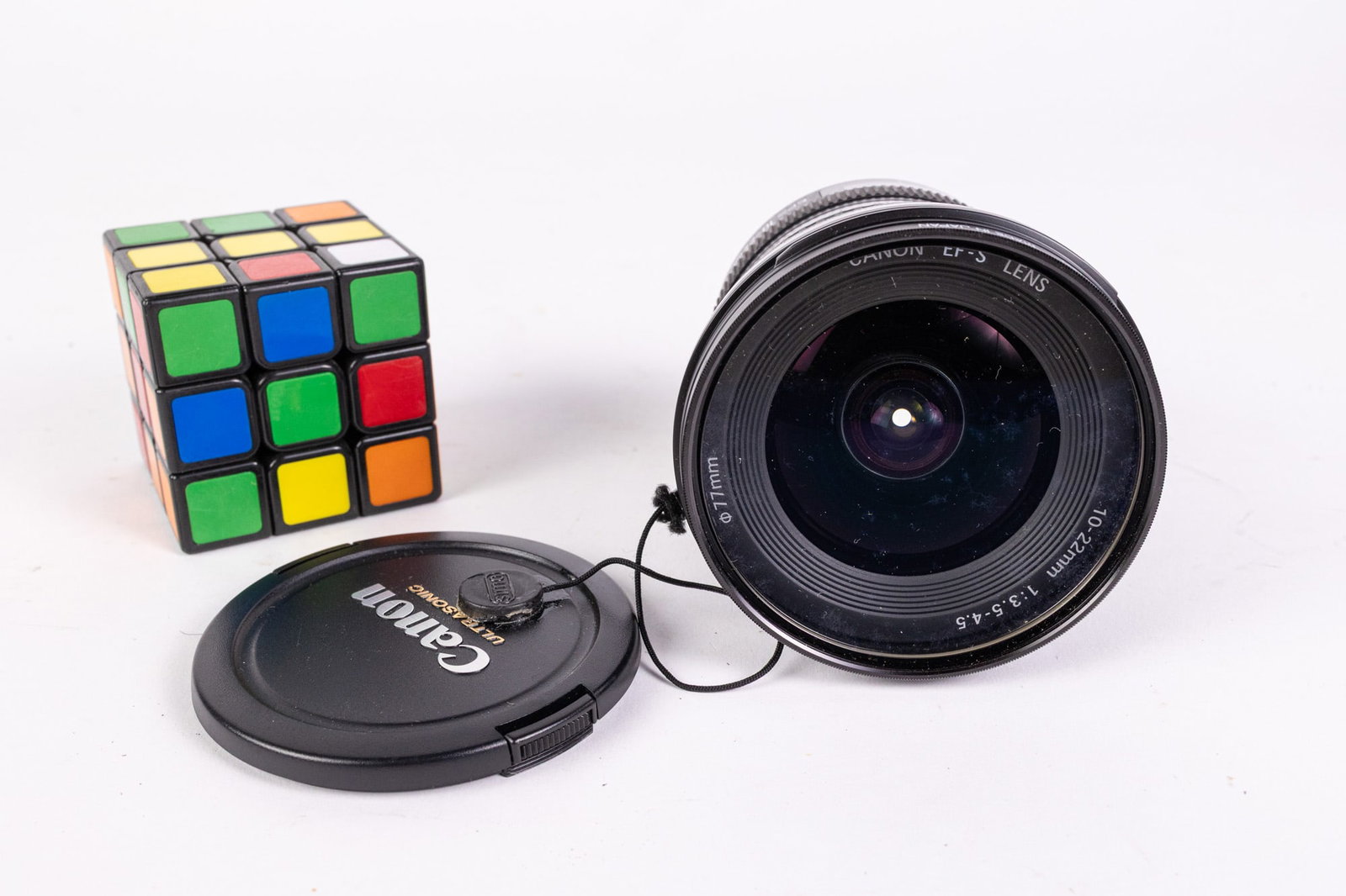 Canon EF-S Lens 10-22mm 1:3.5-4.5 - 2