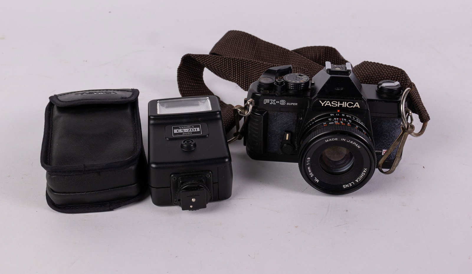 Yashica FX-3 Camera with CS-201 Flash (1 of 6)