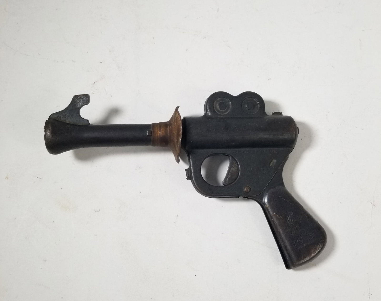 Vintage Buck Rogers Toy Gun (1 of 3)