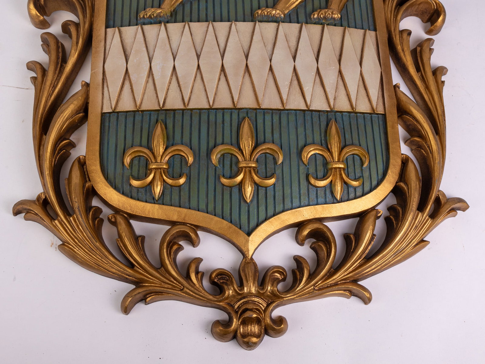 Vintage Mid Century Burwood Crest Shield Wall Hanging - 3