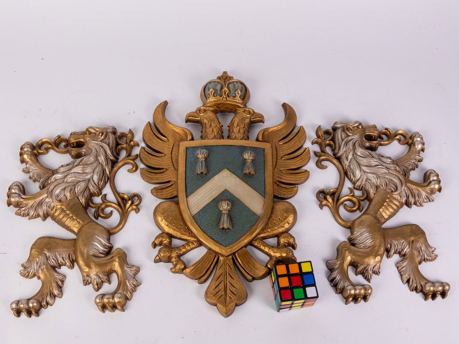 Vintage Mid Century Burwood Crest Shield Wall Hanging - 2