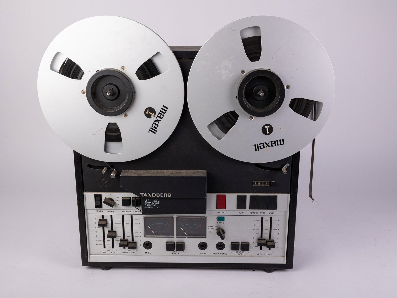 Tandberg Crossfield Series 10X Reel to Reel Tape Player: Tandberg Crossfield Series 10X Reel to Reel Tape Player Size 20" x 21" x 6" Literature Brooks Auction – Online Auction Terms & Conditions Contact: (856) 694-2960 | info@brooks.auction READ