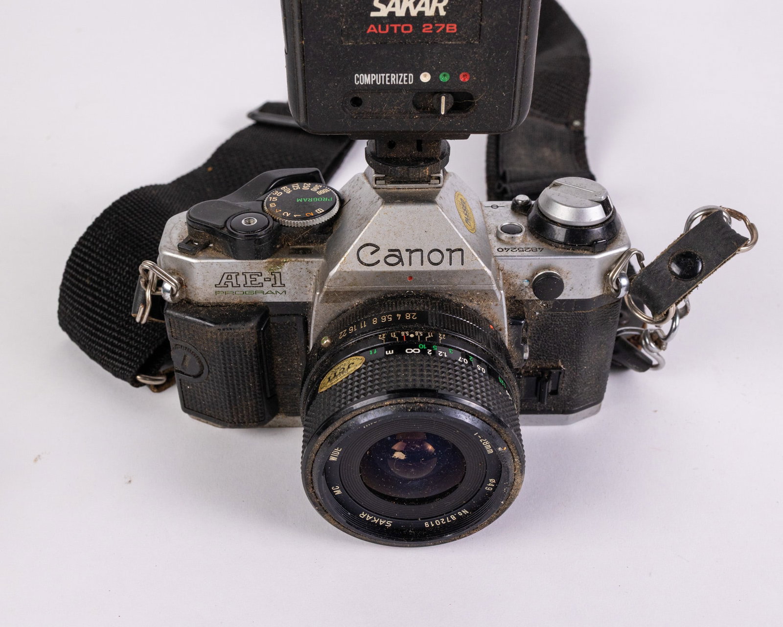 Canon AE-1 35mm Black/Silver SLR Camera w/ Sakar FD 28 mm 1:2.8 Lens - 4