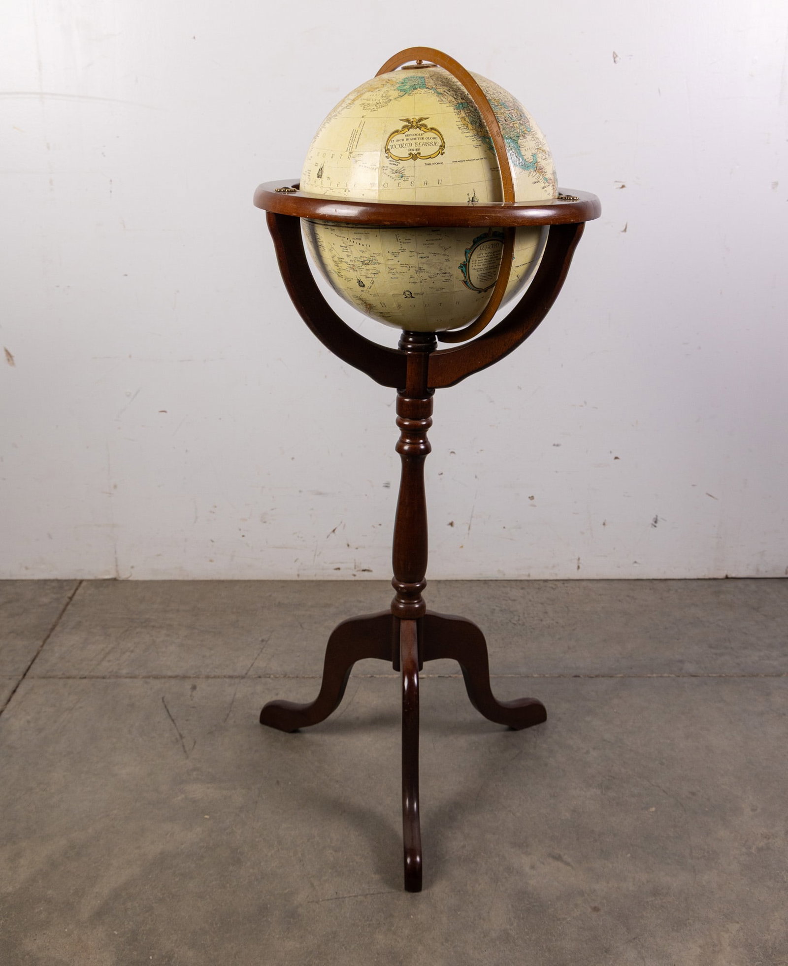 Vintage Replogle Standing Globe (1 of 4)
