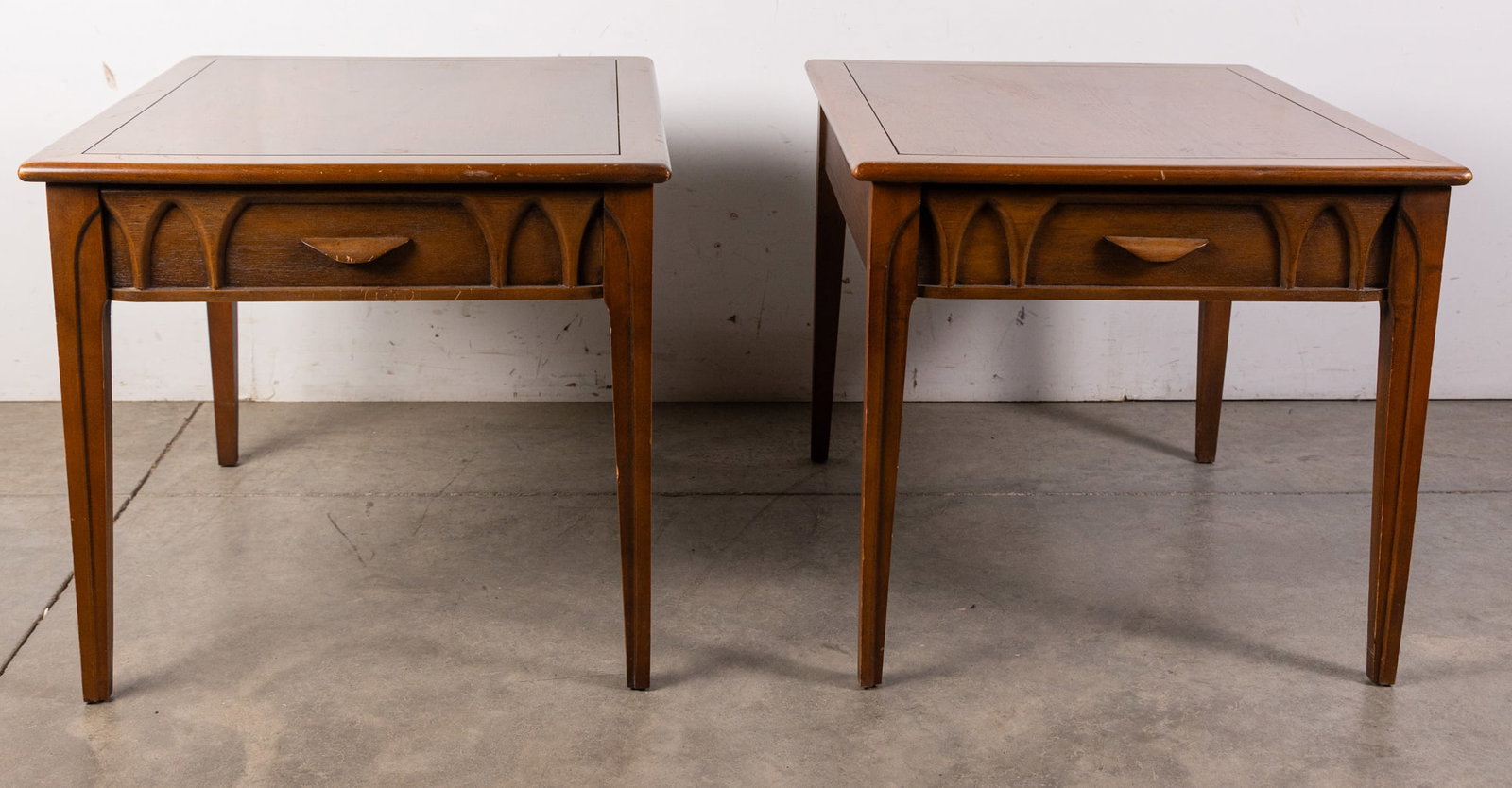 Sears Pacesetter Pair of Vintage Mid Century Modern End Tables (1 of 7)