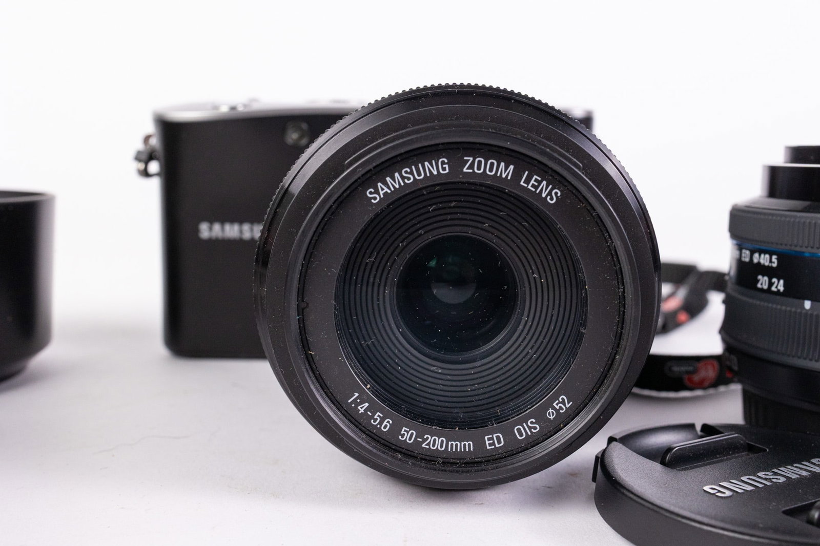 Samsung NX100 Digital Camera with Additional Zoom Lens - 3