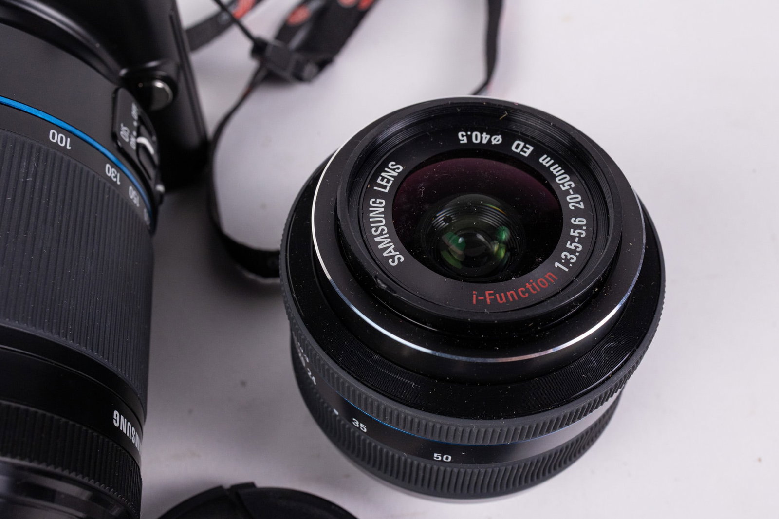 Samsung NX100 Digital Camera with Additional Zoom Lens - 4