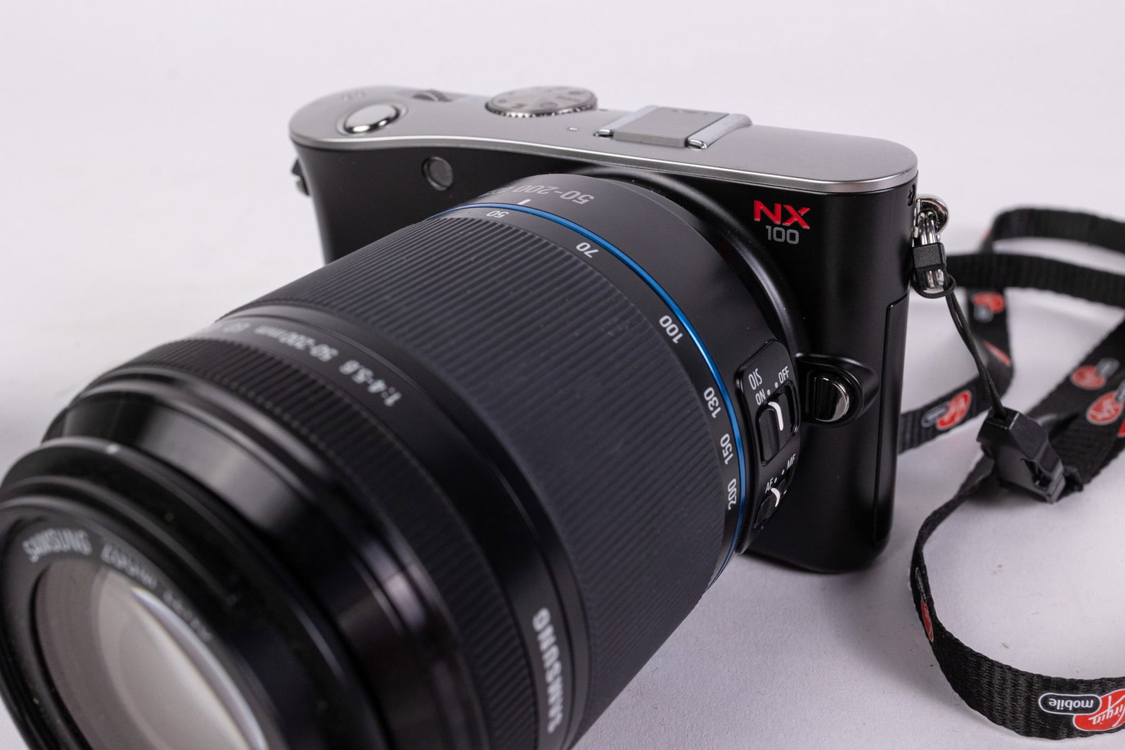 Samsung NX100 Digital Camera with Additional Zoom Lens - 5