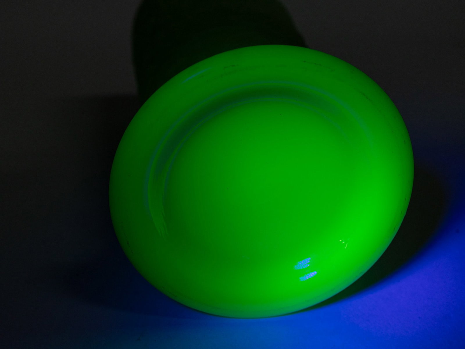 Two Pieces of Fenton Uranium Satin Custard Glass - 6