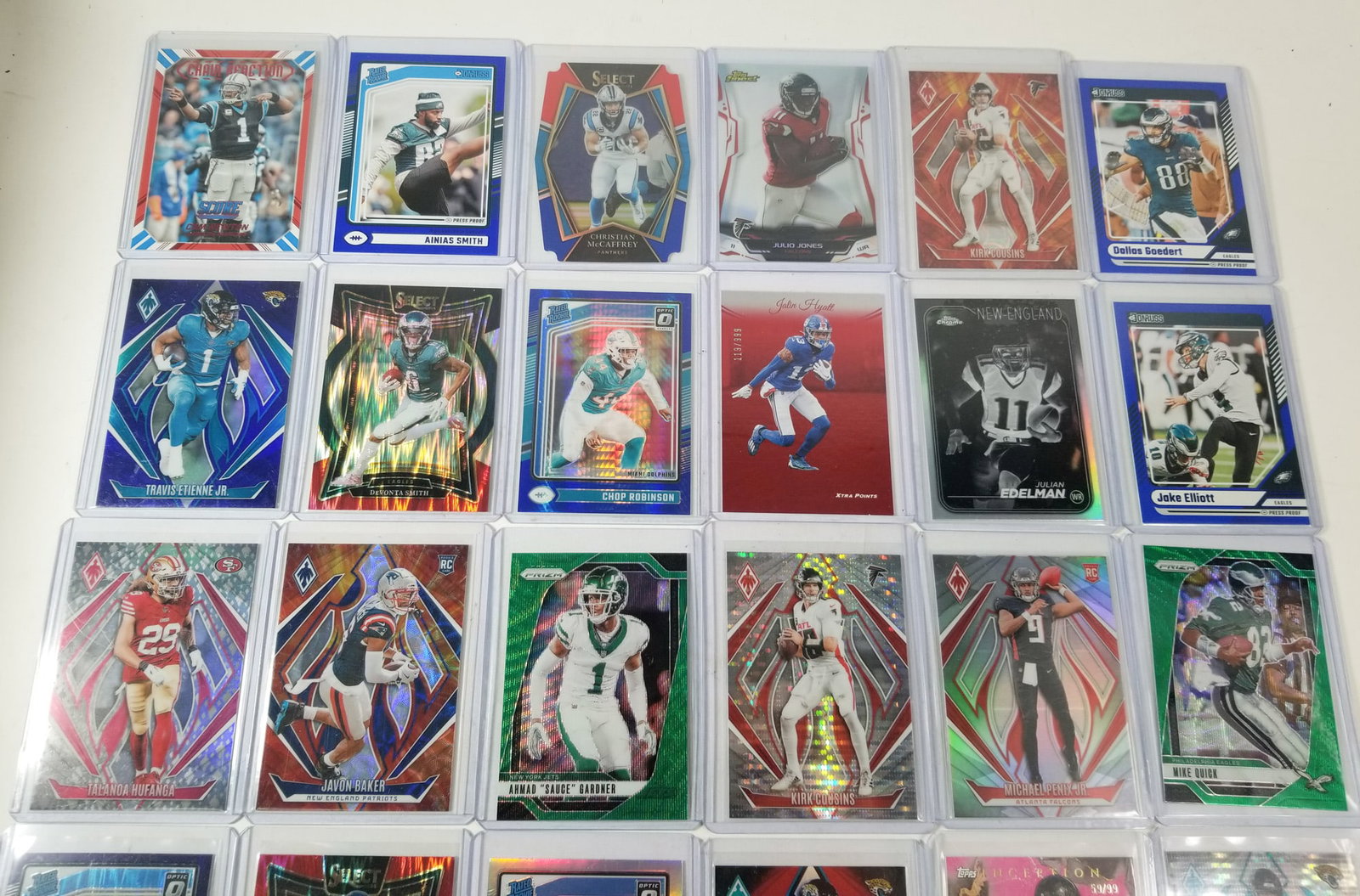 Assortment of Modern Football Insert and Parallel Cards - 2