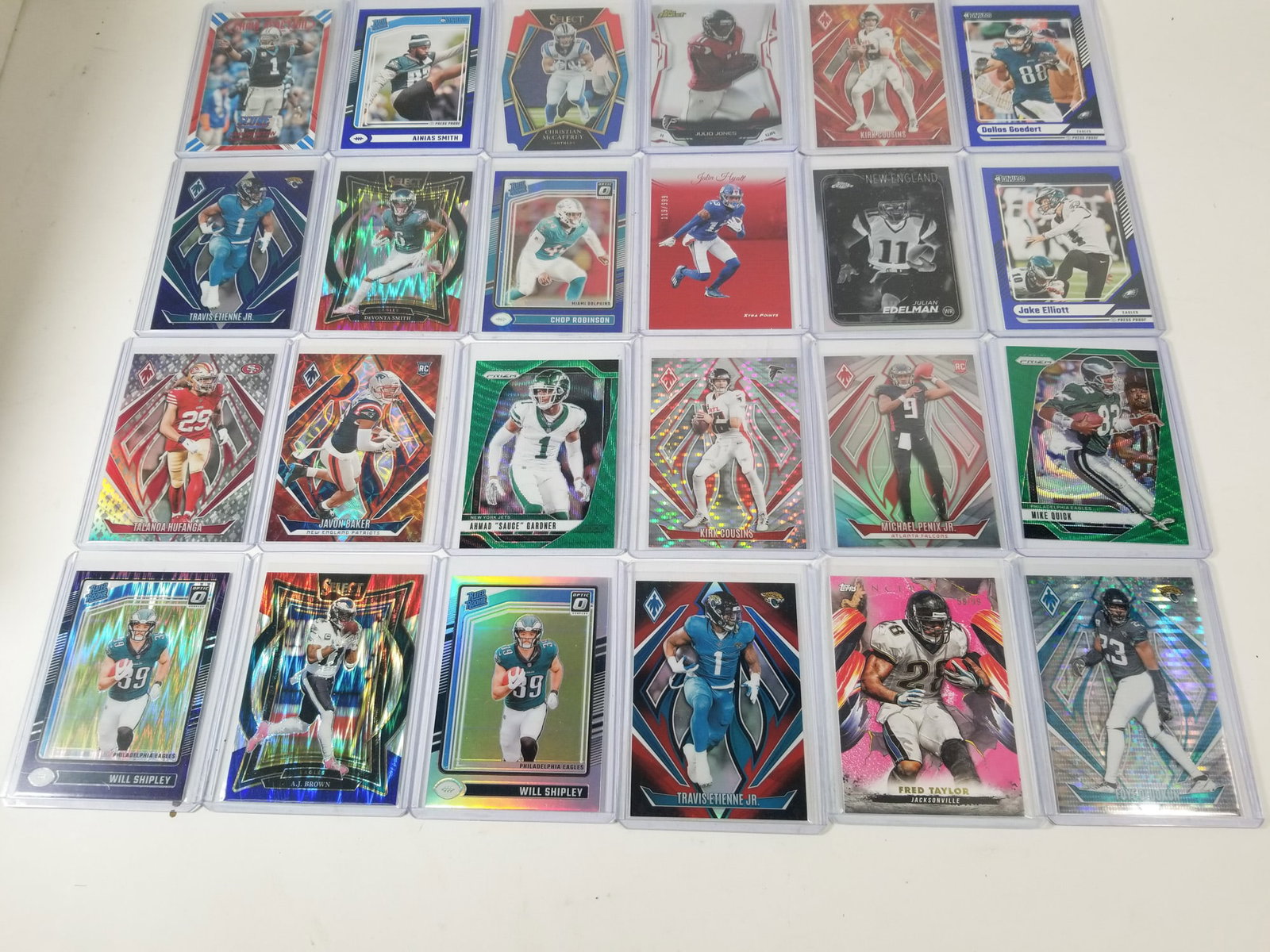 Assortment of Modern Football Insert and Parallel Cards - 3