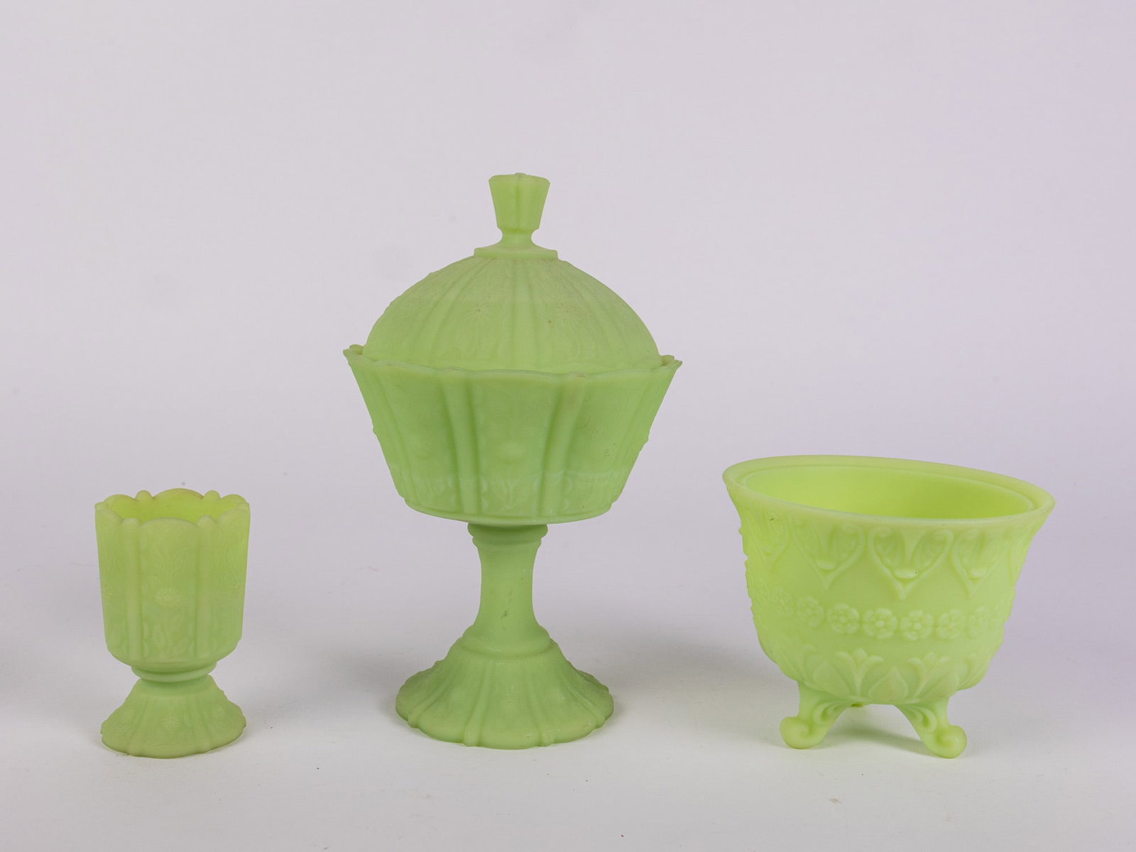 Three Pieces of Fenton Uranium Satin Custard Glass: Three Pieces of Fenton Uranium Satin Custard Glass Size 3" x 8" x 8" Literature Brooks Auction – Online Auction Terms & Conditions Contact: (856) 694-2960 | info@brooks.auction READ BEFORE YOU