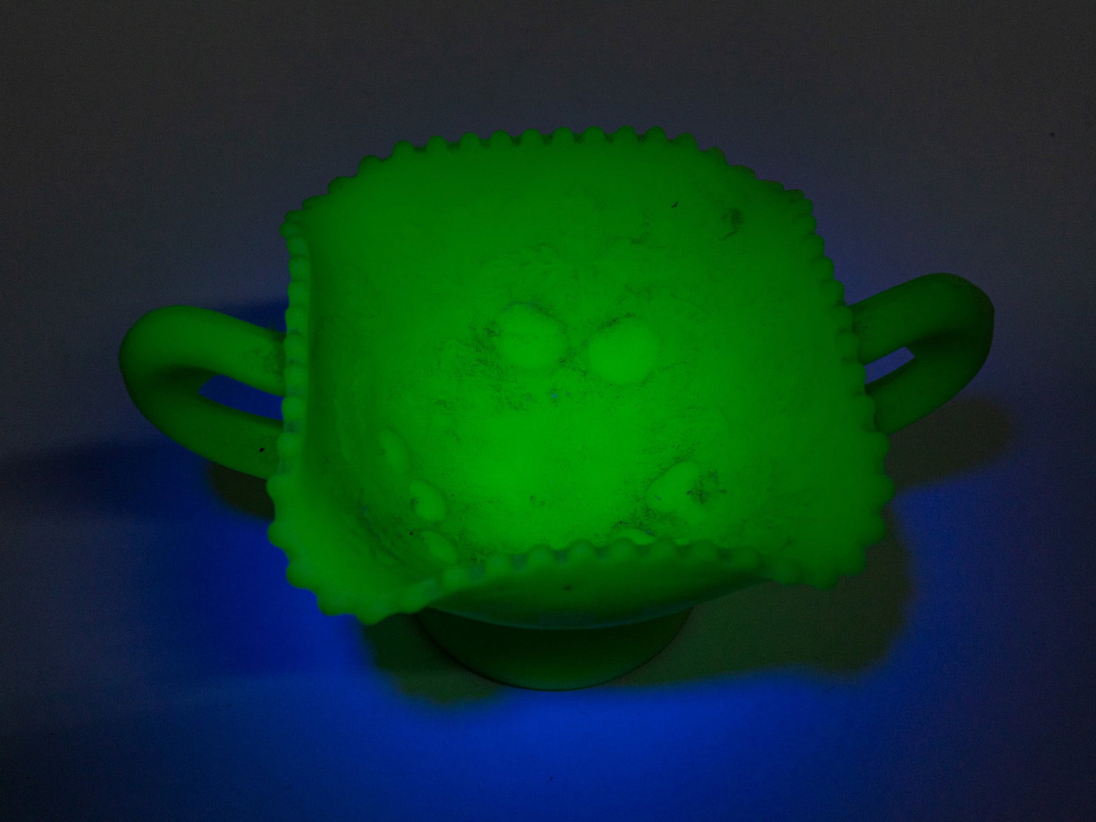 Two Pieces of Fenton Uranium Satin Custard Art Glass - 6