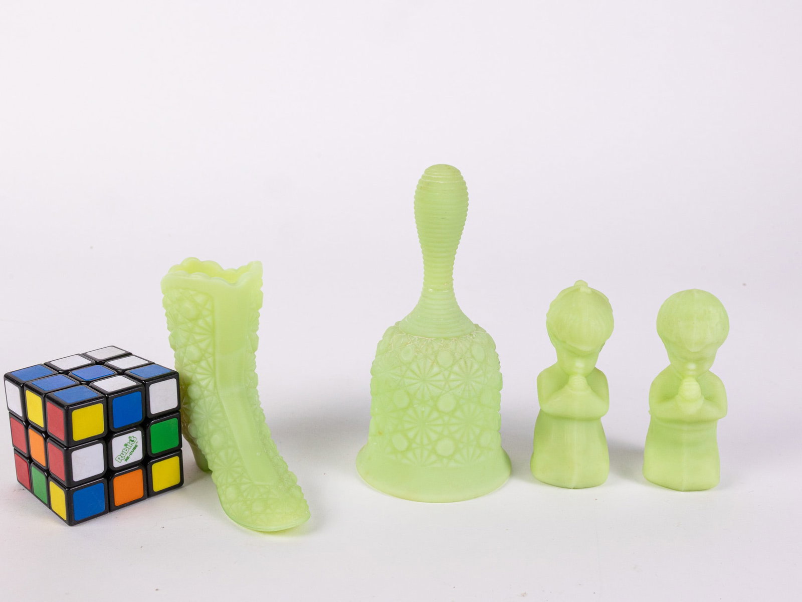 Four Pieces of Fenton Uranium Satin Custard Art Glass - 2