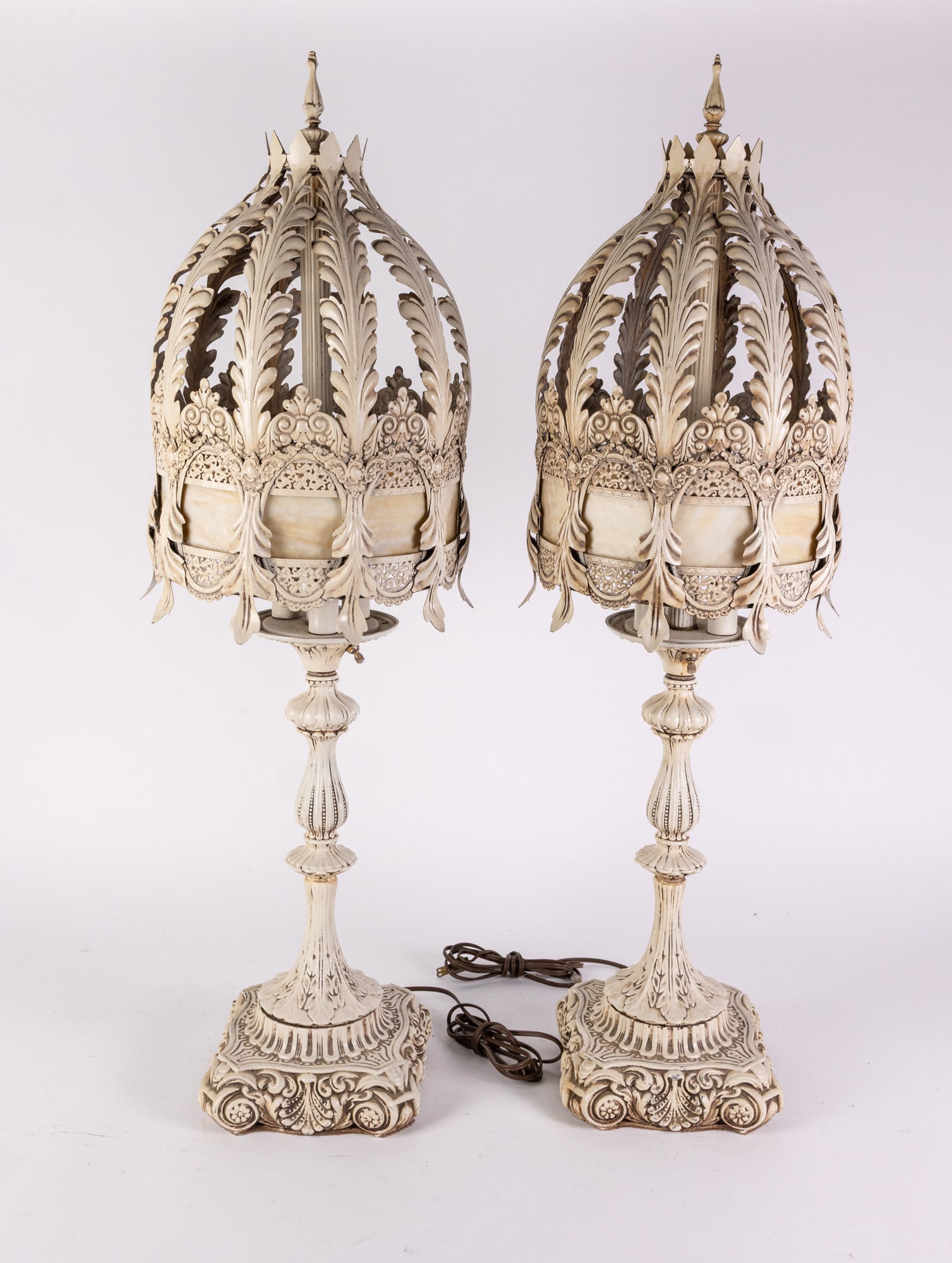 Pair of Vintage Italian Style Slag Glass Architectural Table Lamps: Pair of Vintage Italian Style Slag Glass Architectural Table Lamps Literature Brooks Auction – Online Auction Terms & Conditions Contact: (856) 694-2960 | info@brooks.auction READ BEFORE YOU BID