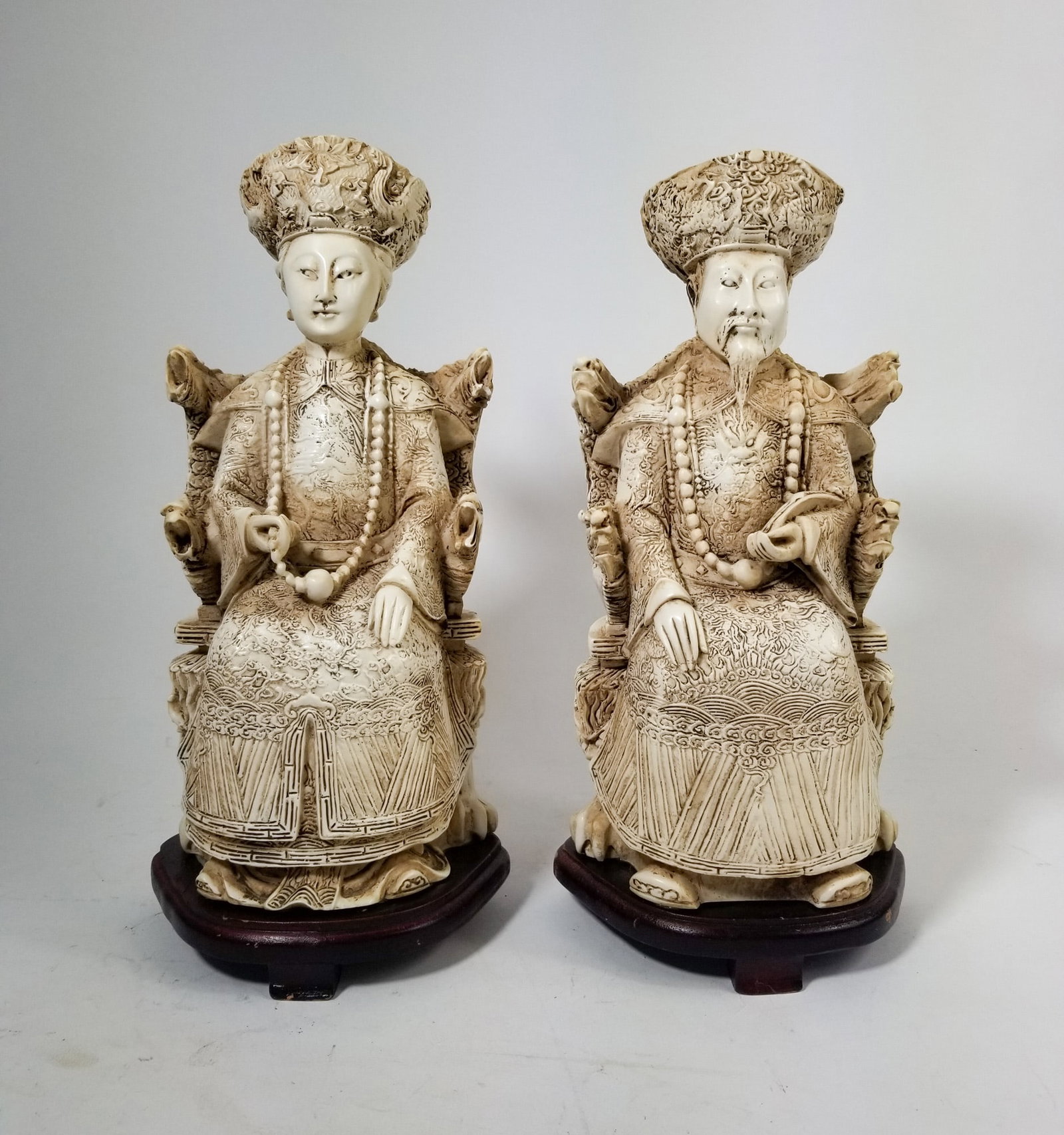 A Pair of Vintage Chinese Carved Resin Emperor & Empress Figures - 3