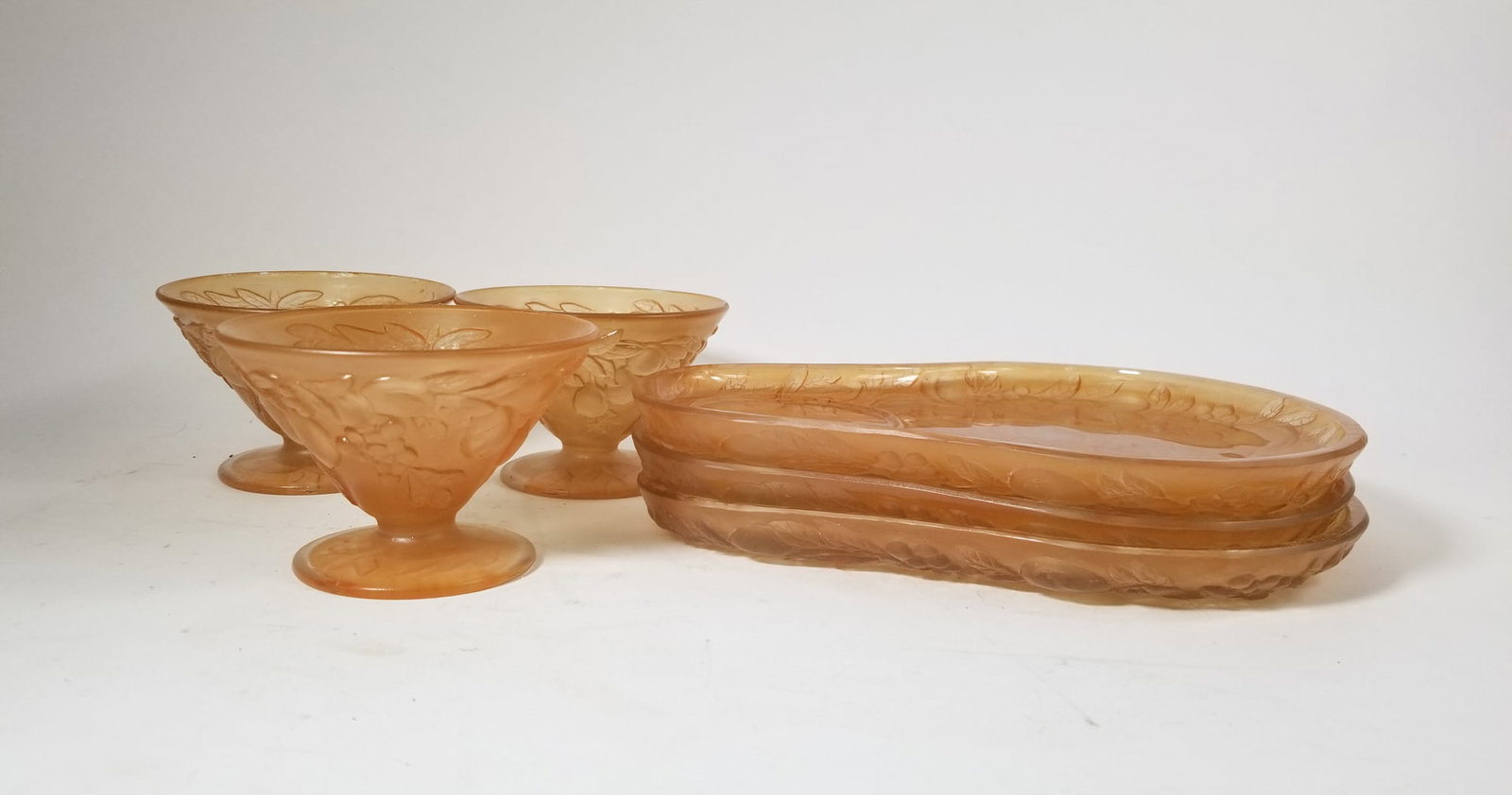 Consolidated Glass Six Piece Set (1 of 2)