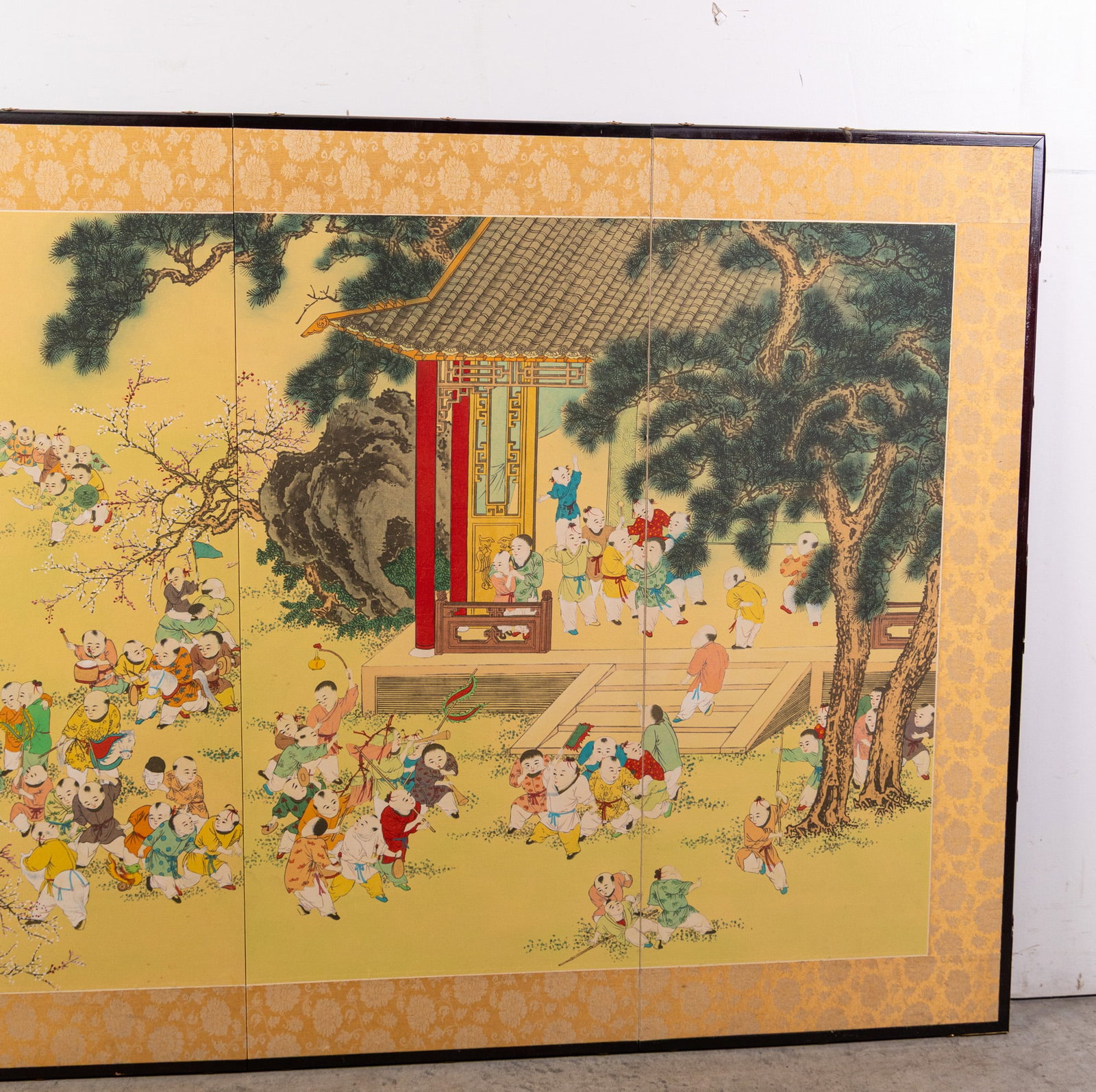 Large Vintage Chinese "One Hundred Children" Silk 4-Panel Wall Hanging - 3