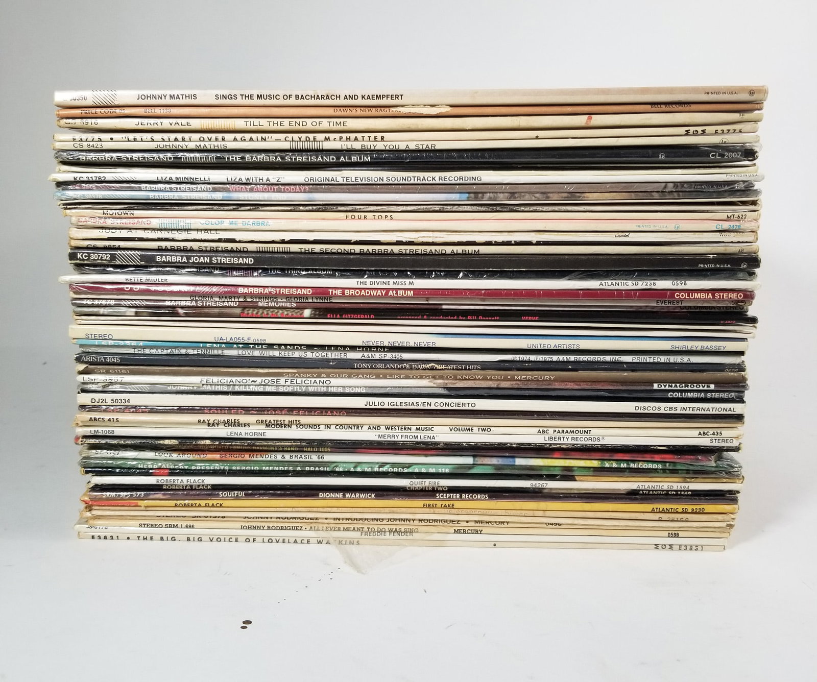 Assortment of Vintage Records ft. Elvis, Sergio Mendes & Roberta Flack: Assortment of Vintage Records ft. Elvis, Sergio Mendes & Roberta Flack Size 12" Literature Brooks Auction – Online Auction Terms & Conditions Contact: (856) 694-2960 | info@brooks.auction READ