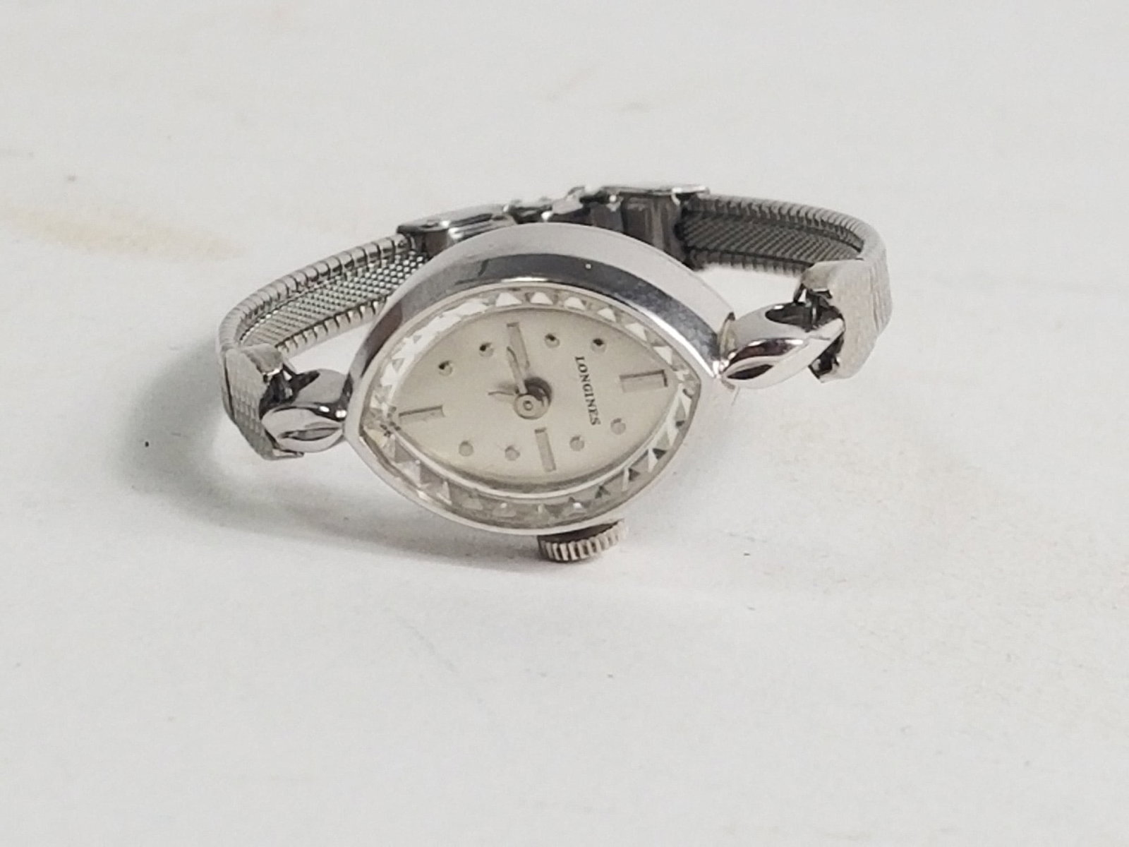 Longines Womens watch Marked 10k Gold FIlled: Longines Womens watch Marked 10k Gold FIlled Literature Brooks Auction – Online Auction Terms & Conditions Contact: (856) 694-2960 | info@brooks.auction READ BEFORE YOU BID: We want you to feel 