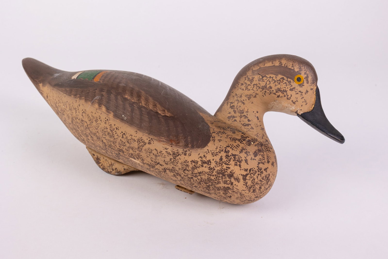 Vintage Mallard Hen Duck Decoy: Hand painted and carved from wood. Lead weighted. Unsigned. Size 6" x 6" x 13" Literature Brooks Auction – Online Auction Terms & Conditions Contact: (856) 694-2960 | info@brooks.auction READ