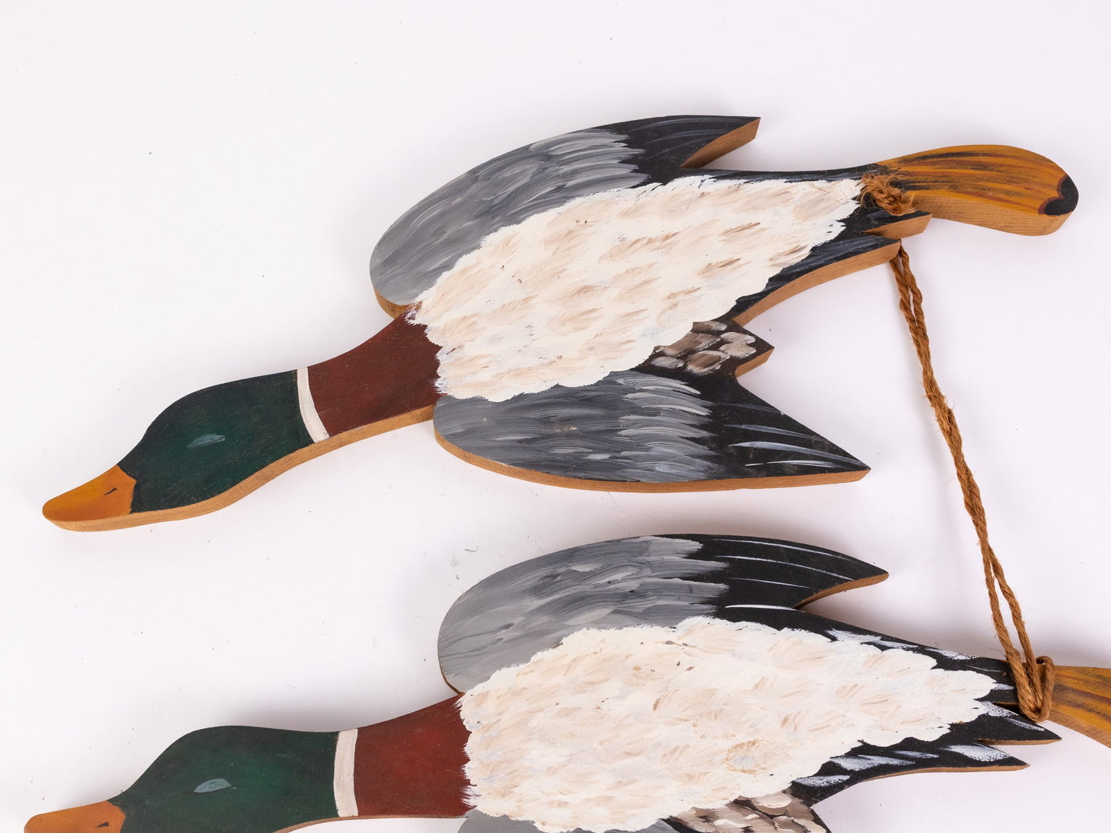 Pair of Vintage Mallard Drake Duck Wall Plaques - 4