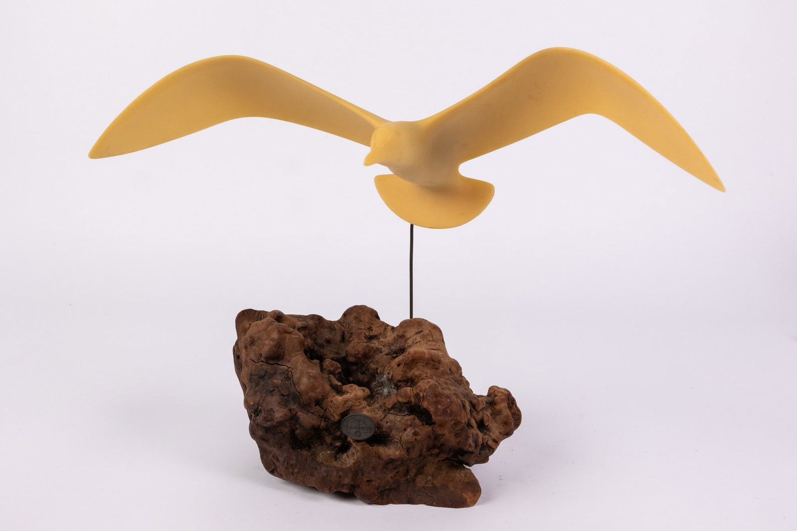 Vintage John Perry Seagull Sculpture: Mounted on Burlwood and applied on by a metal wire adding a kinetic quality to the sculpture Size 11" x 14" x 6" Literature Brooks Auction – Online Auction Terms & Conditions Contact: (856) 694