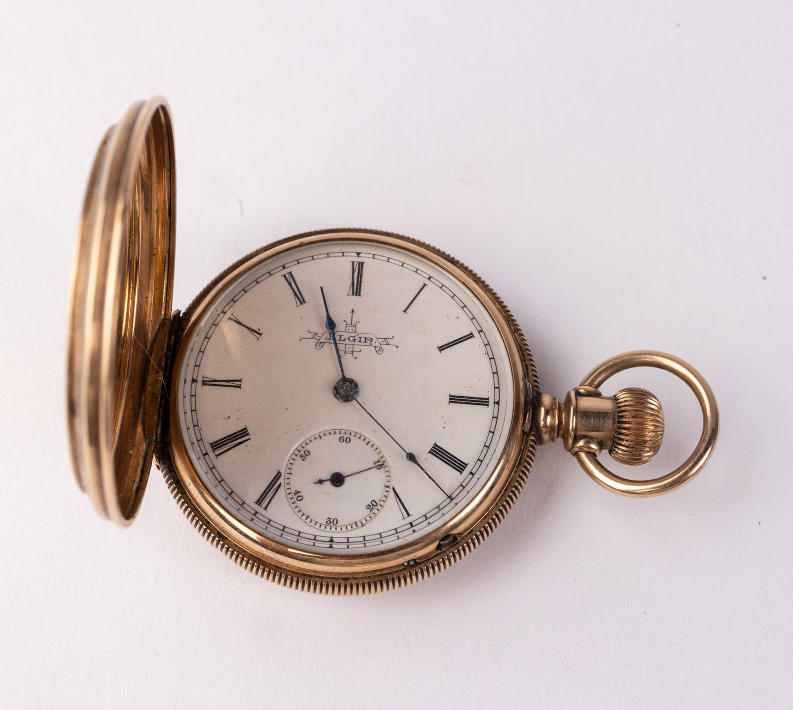Swan Motif Antique Elgin Pocket Watch c. 1888: Beautiful etched swan motif, Seven Jewels, 1888 manufacture date, case marked 41730, serial number 3438216, running! Literature Brooks Auction – Online Auction Terms & Conditions Contact: (856) 
